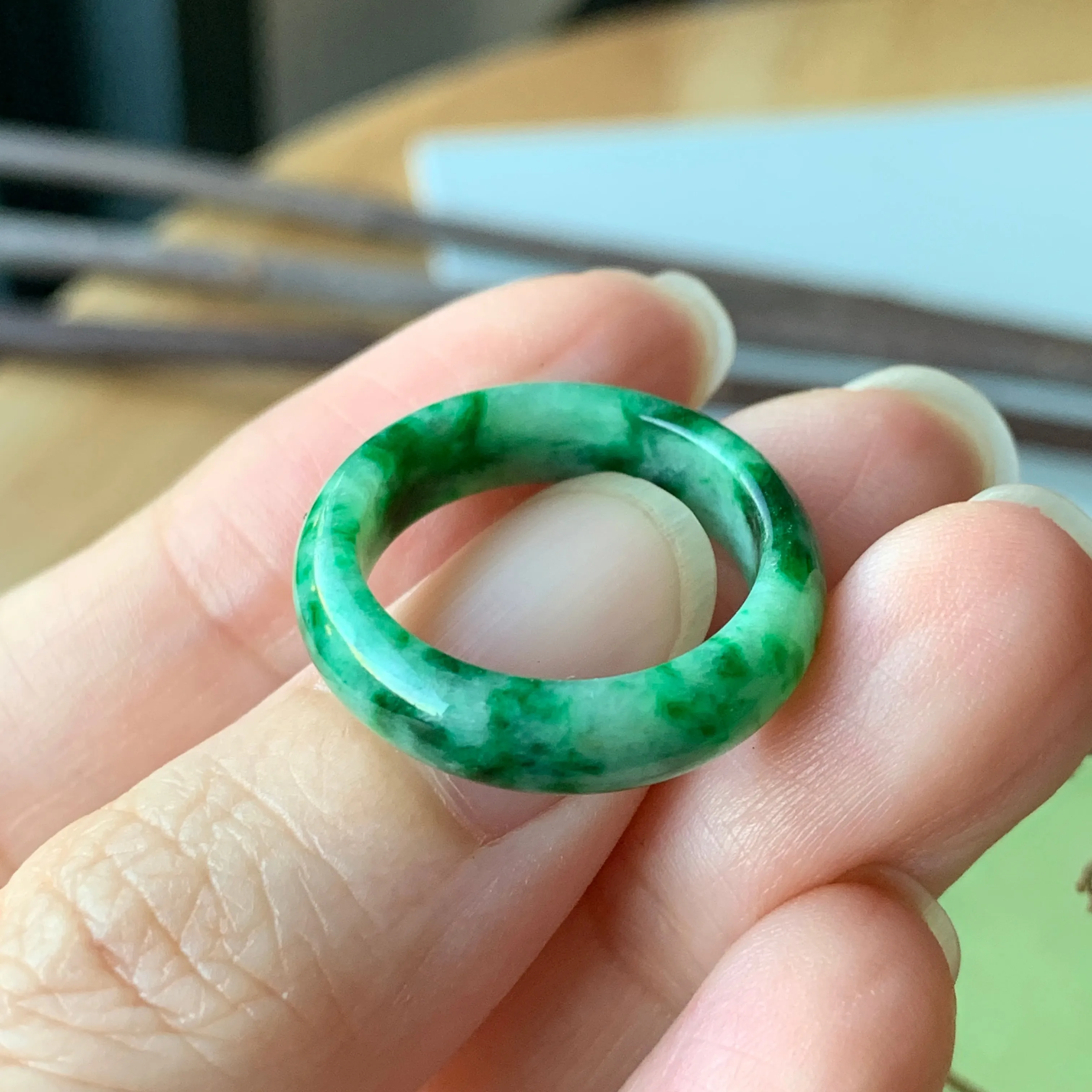 17.2mm A-Grade Natural Jadeite Green Abacus Ring Band No.162050