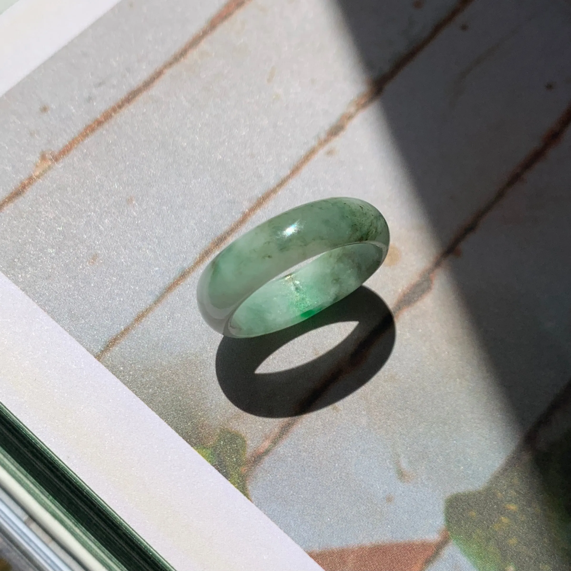 17.2mm A-Grade Natural White Green Jadeite Abacus Ring Band No. 161471