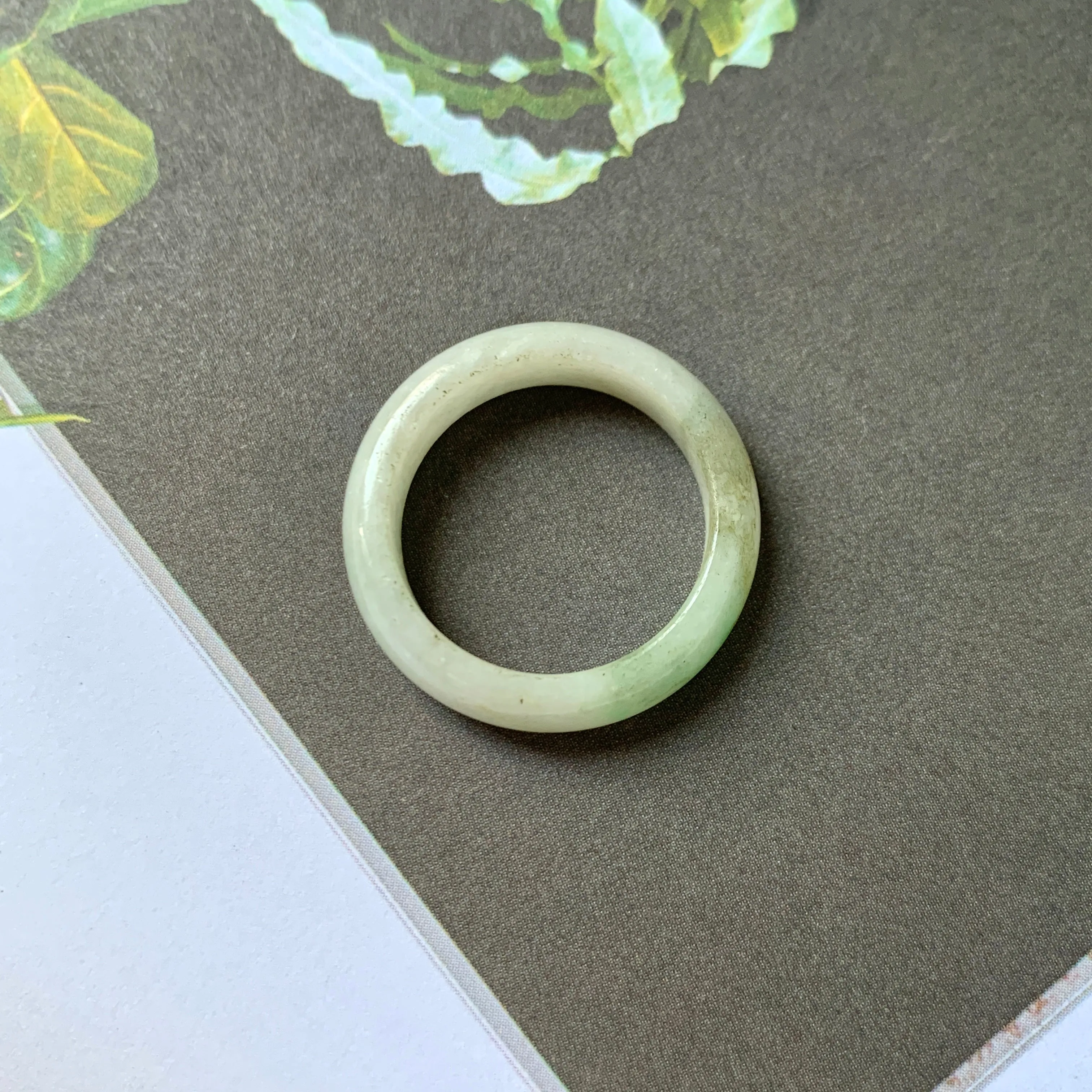 17.3mm A-Grade Natural White Green Jadeite Abacus Ring Band No. 161480