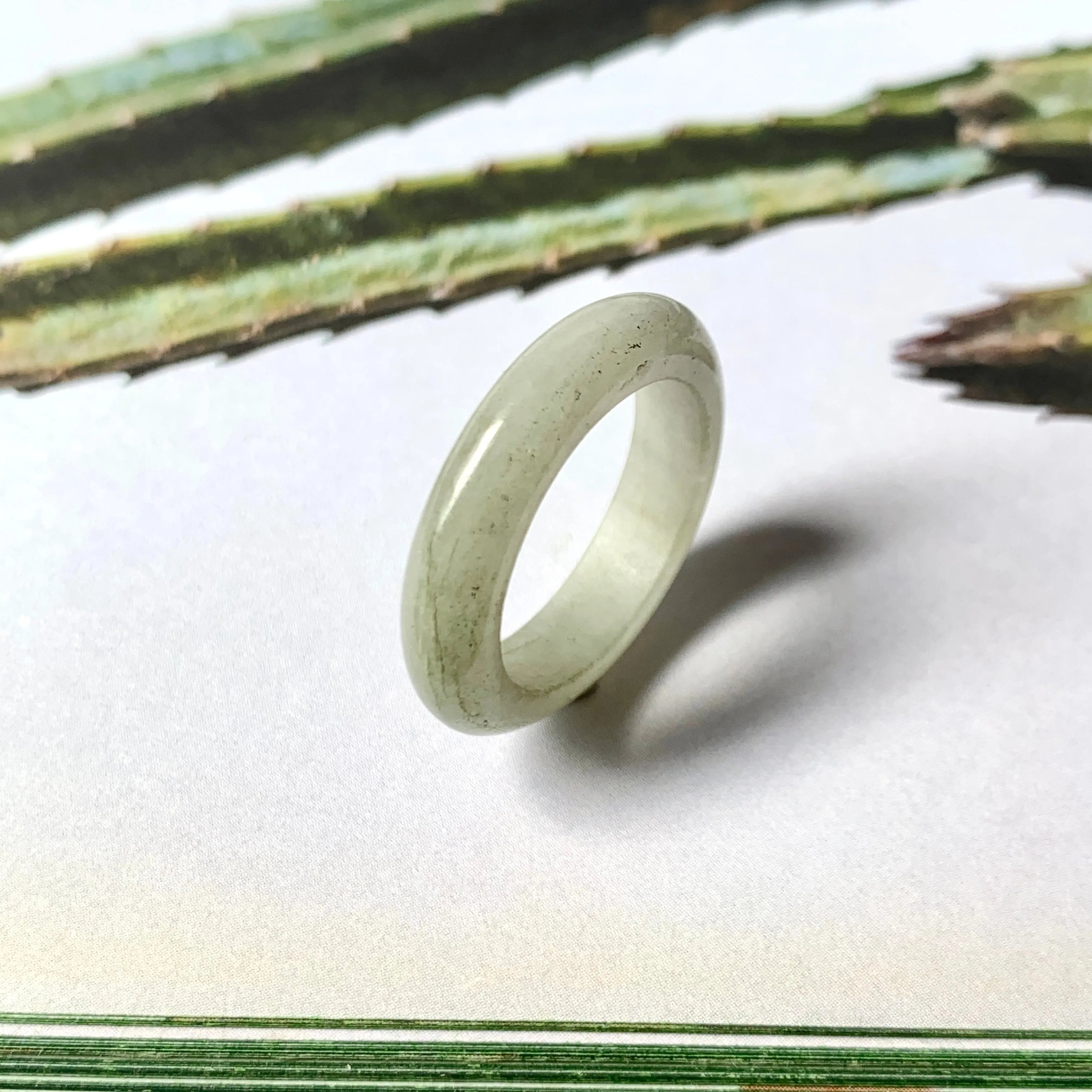 17.4mm A-Grade Natural White Yellowish Green Jadeite Abacus Ring Band No.161934