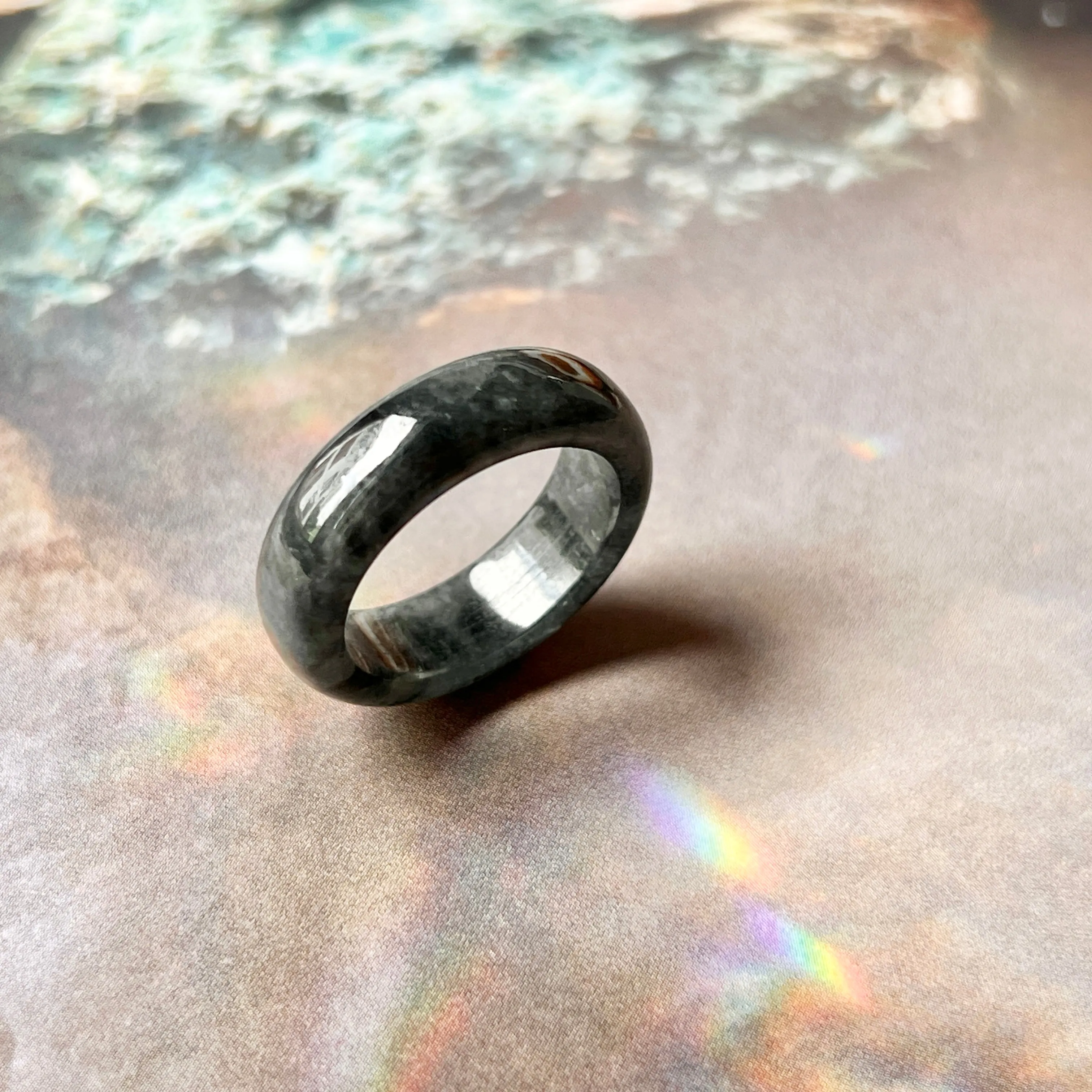 18.1mm A-Grade Natural Black Jadeite Ring Band No.162374