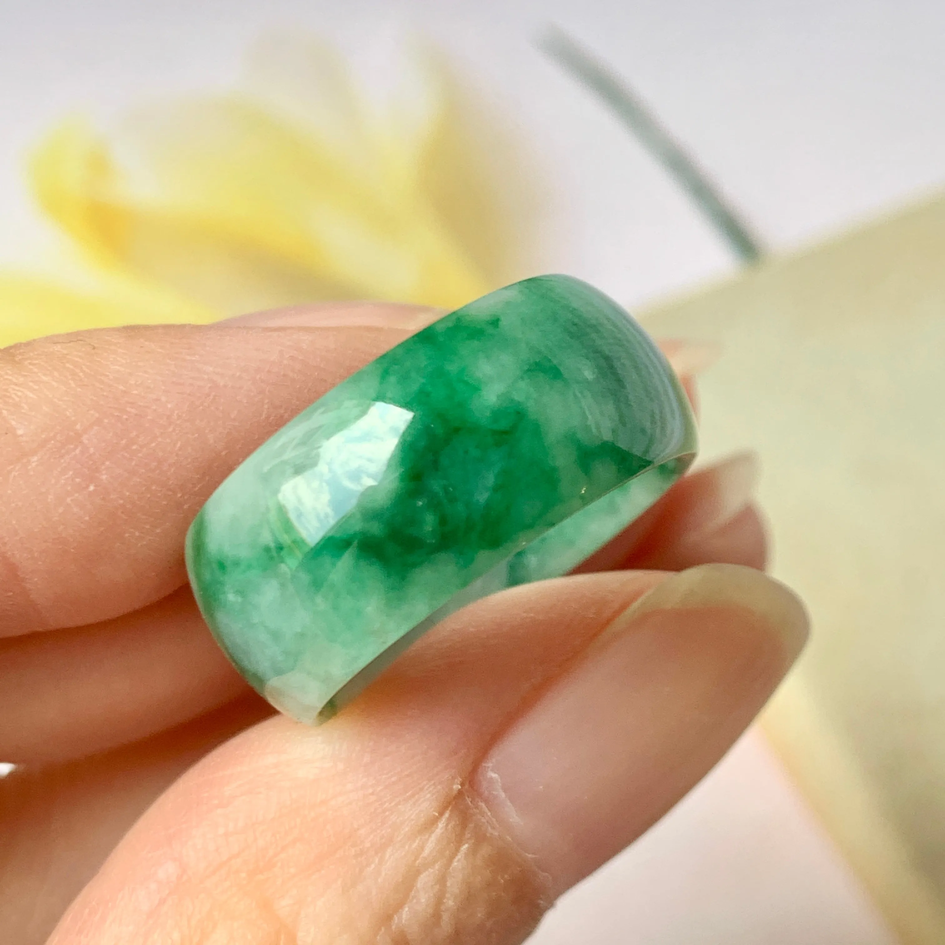 18.2mm A-Grade Natural Floral Imperial Green Jadeite Ring Band No.162175