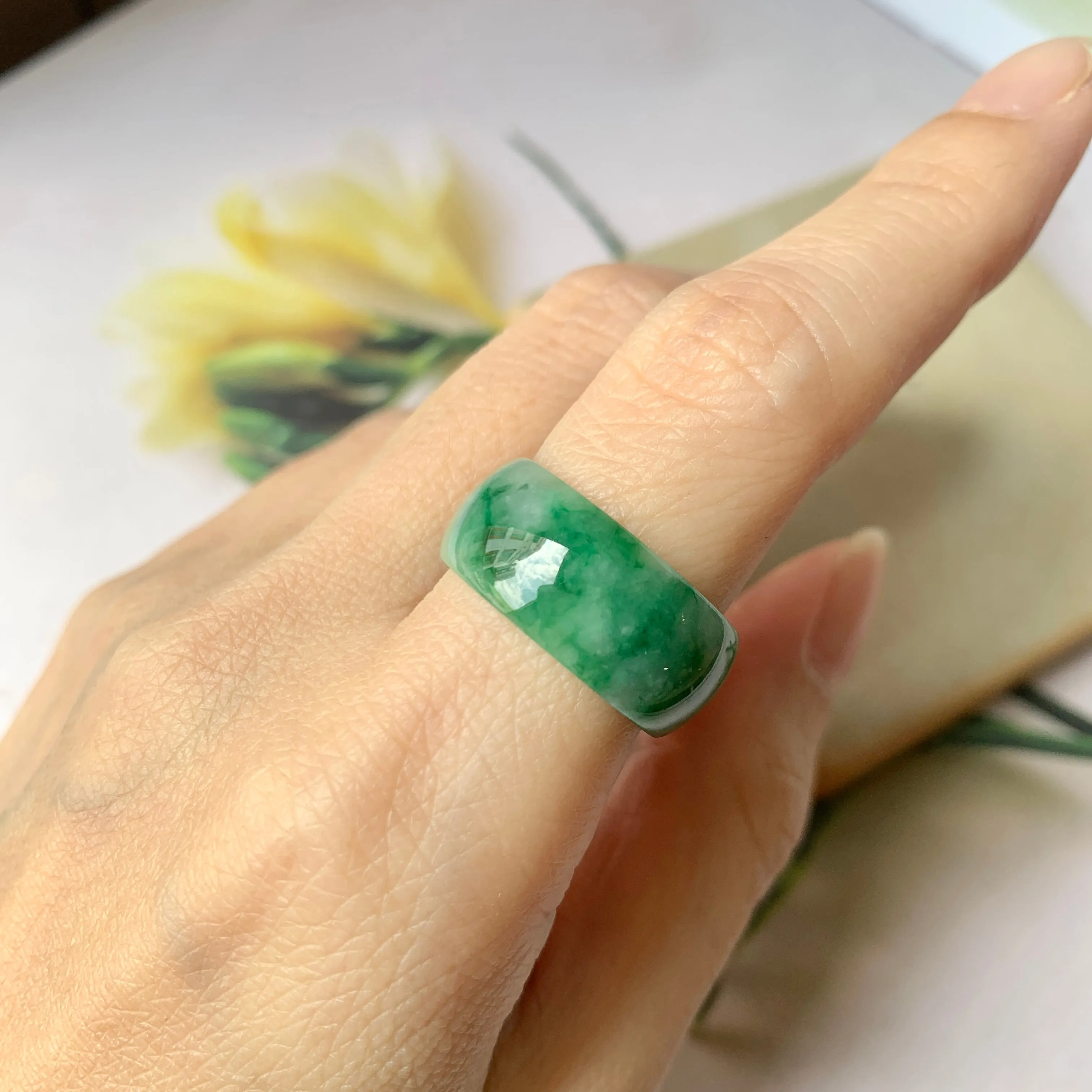 18.2mm A-Grade Natural Floral Imperial Green Jadeite Ring Band No.162175