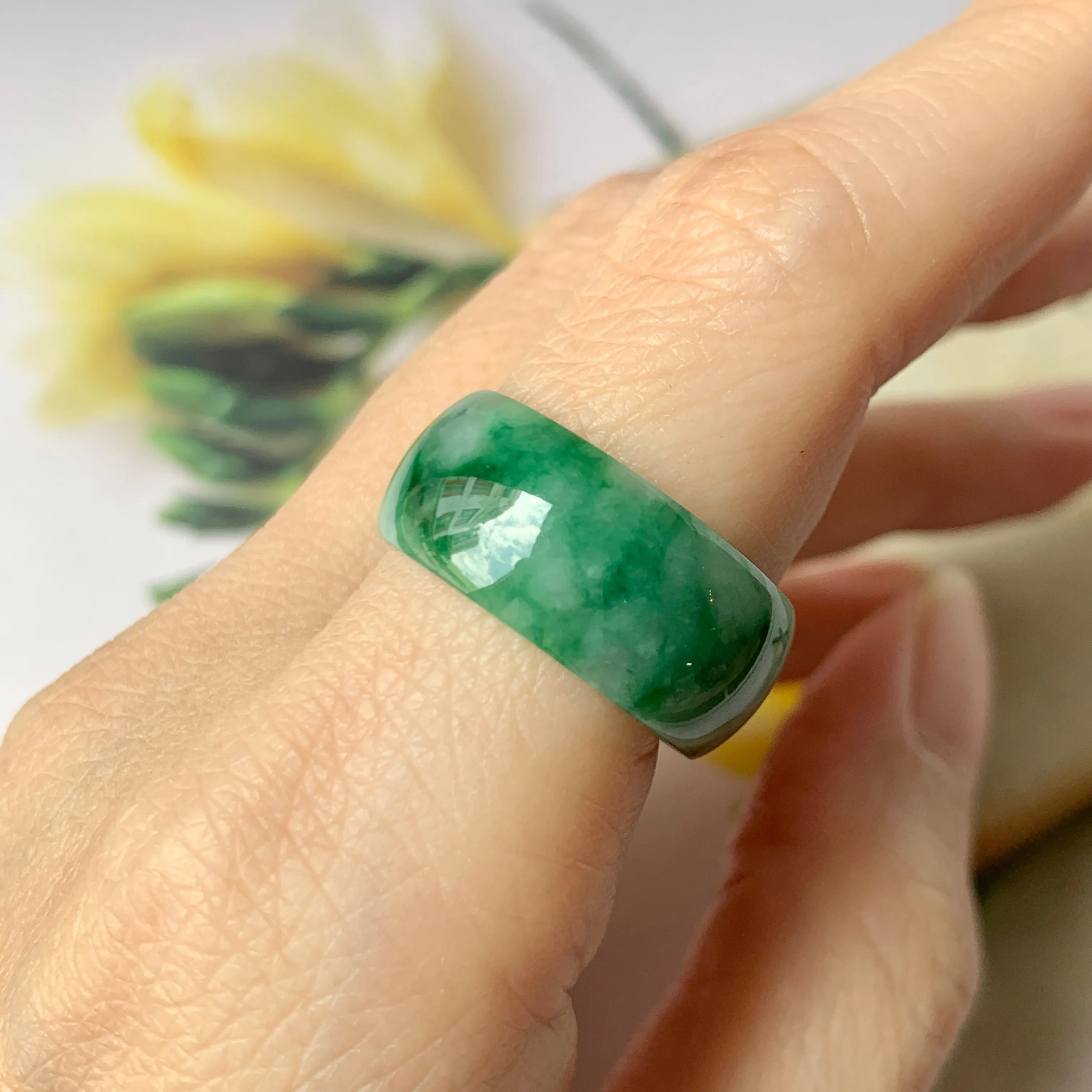 18.2mm A-Grade Natural Floral Imperial Green Jadeite Ring Band No.162175