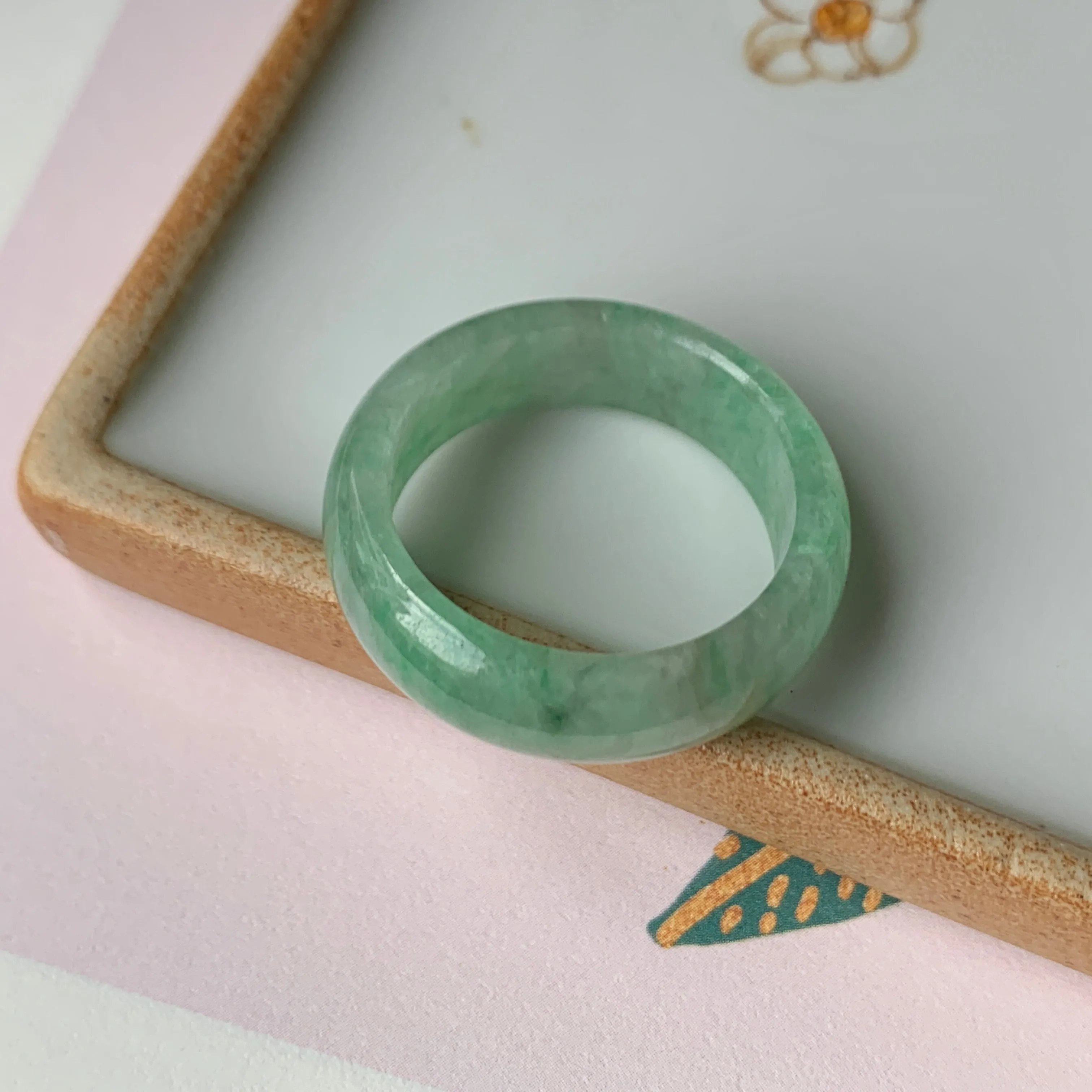 18.8mm A-Grade Natural Floral Imperial Green Jadeite Ring Band No.162149