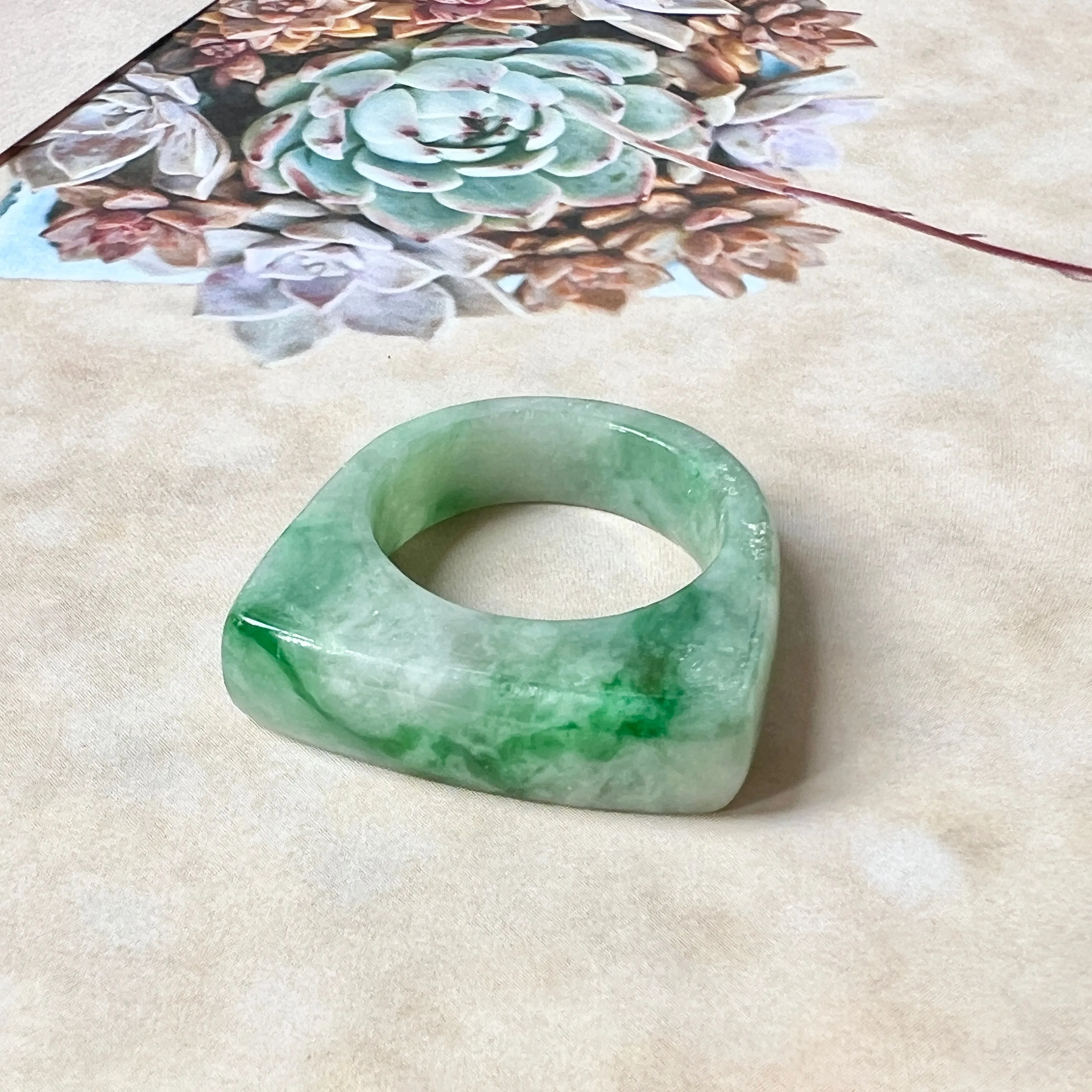 19.1mm A-Grade Natural Floral Imperial Jadeite Saddle Loaf Ring Band No.162343