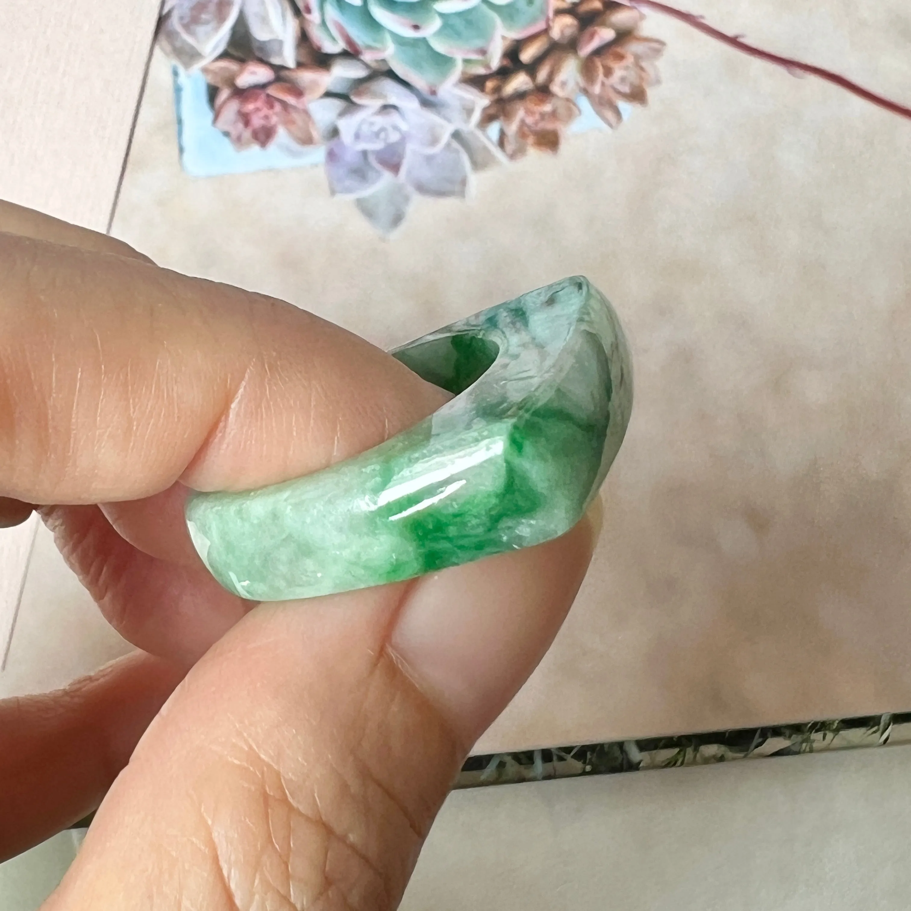 19.1mm A-Grade Natural Floral Imperial Jadeite Saddle Loaf Ring Band No.162343