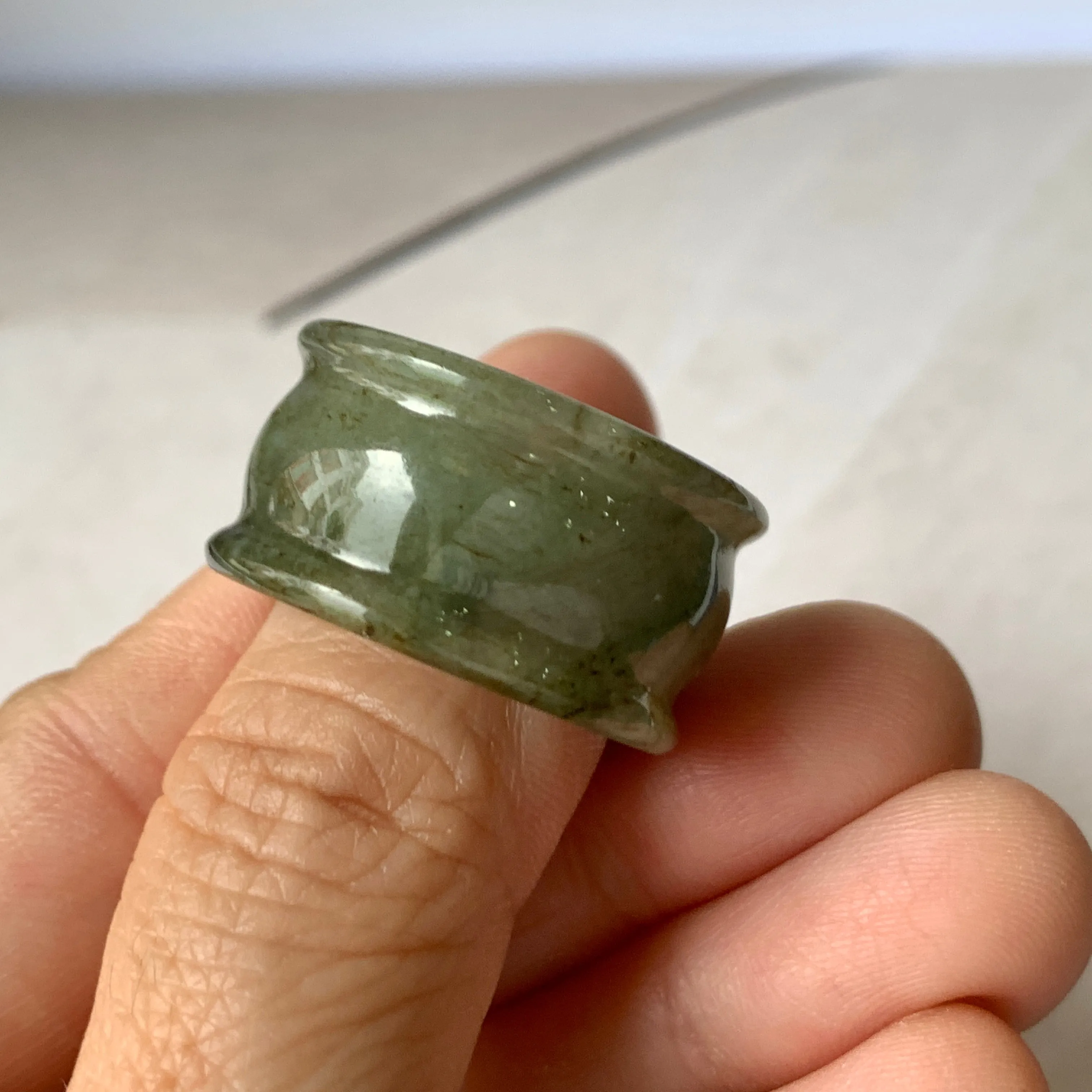 19.3mm A-Grade Natural Dark Yellowish Green Jadeite Archer Ring Band No.161584