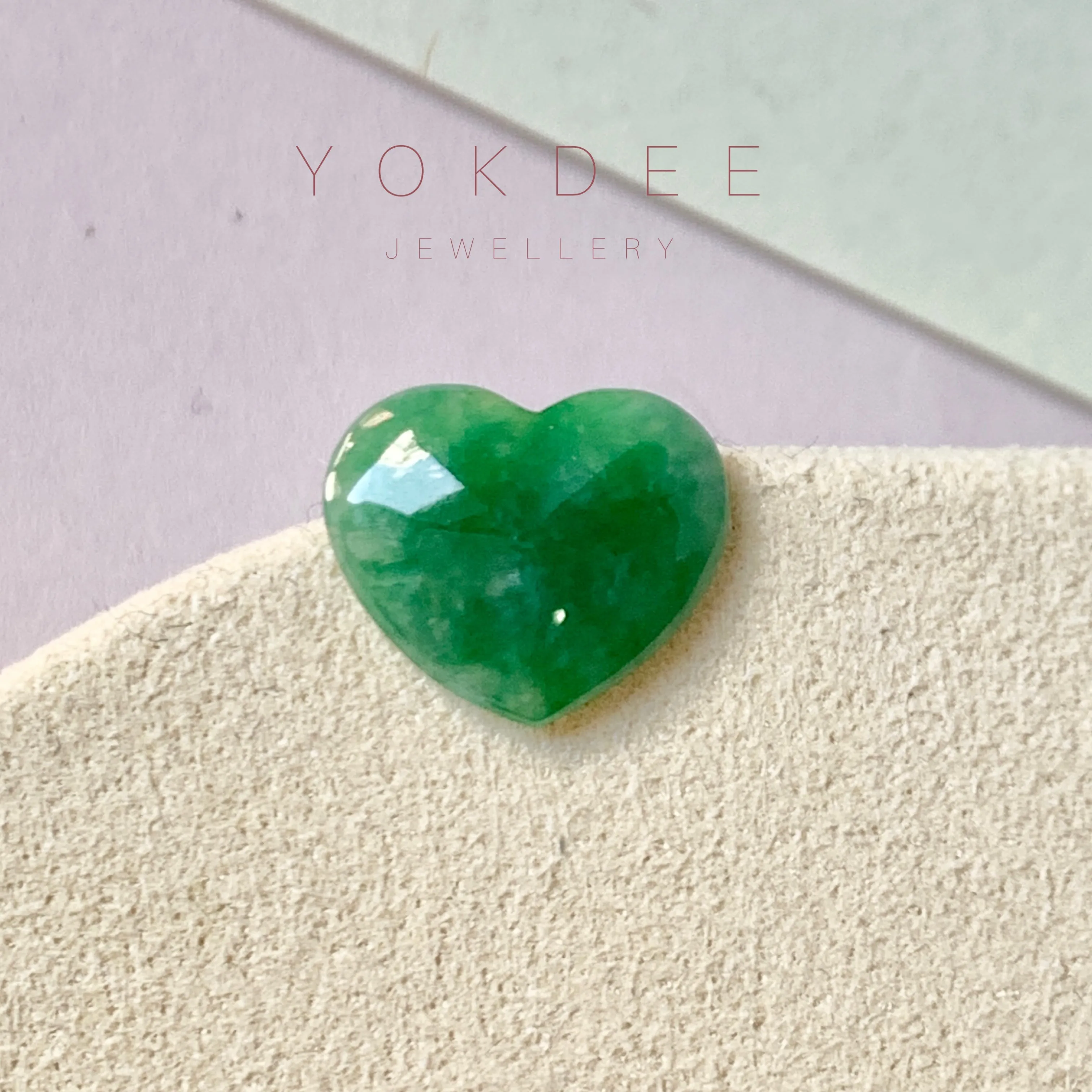 3.75 cts A-Grade Natural Imperial Green Jadeite Heart Shape No.171996