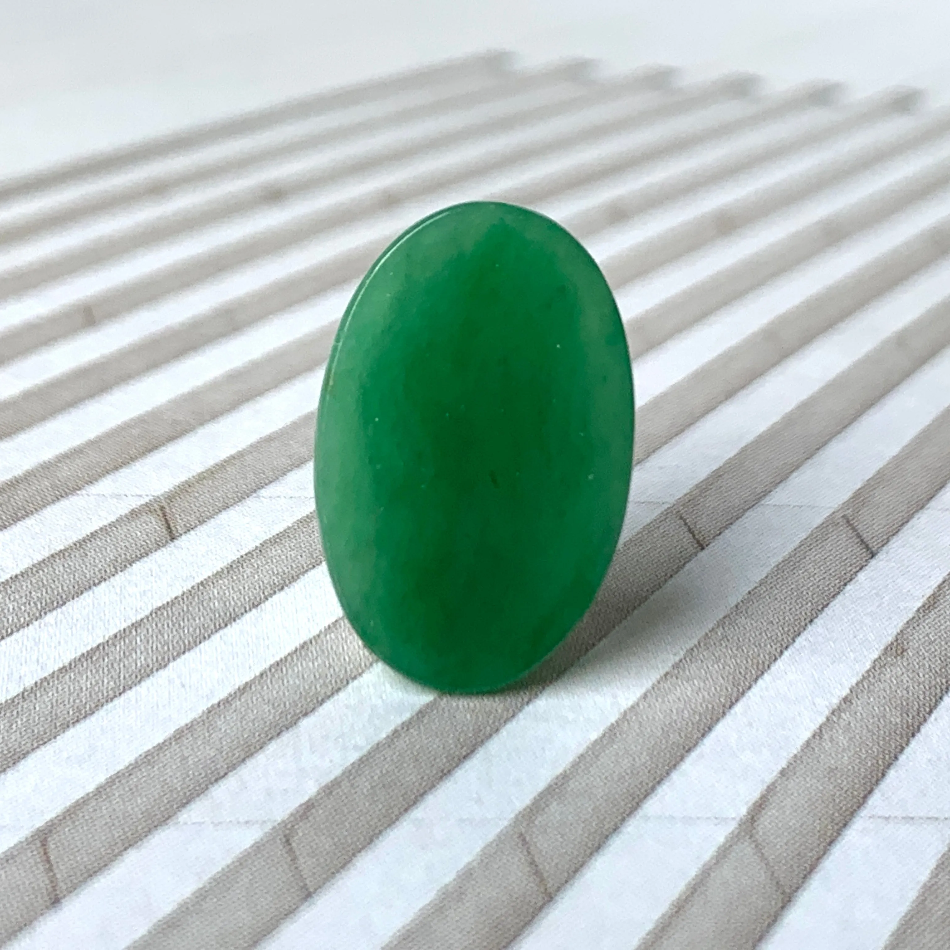 4.05 cts A-Grade Natural Imperial Green Jadeite Oval Cabochon No.130396