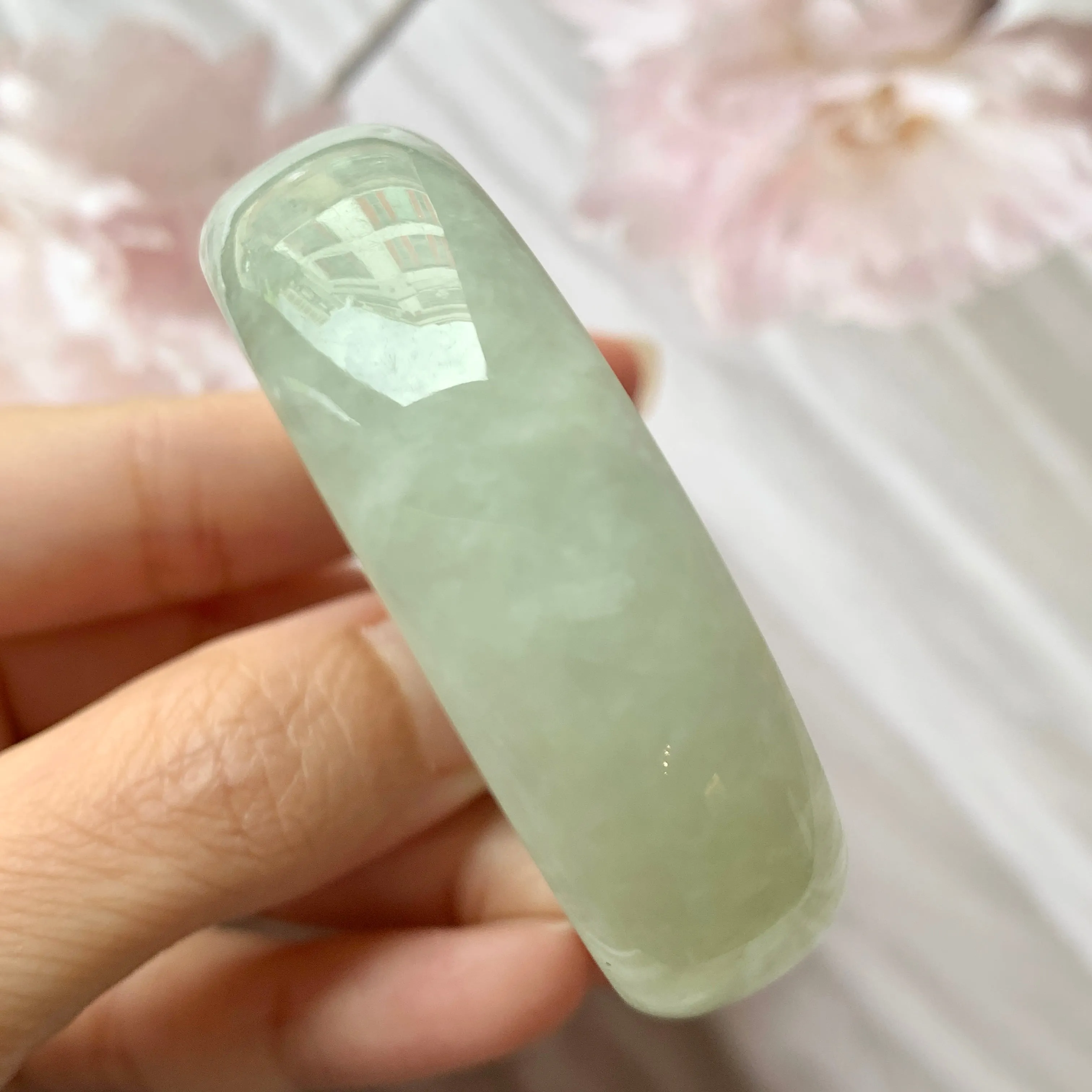 49.4mm A-Grade Natural Light Green Jadeite Modern Round Bangle No.151329