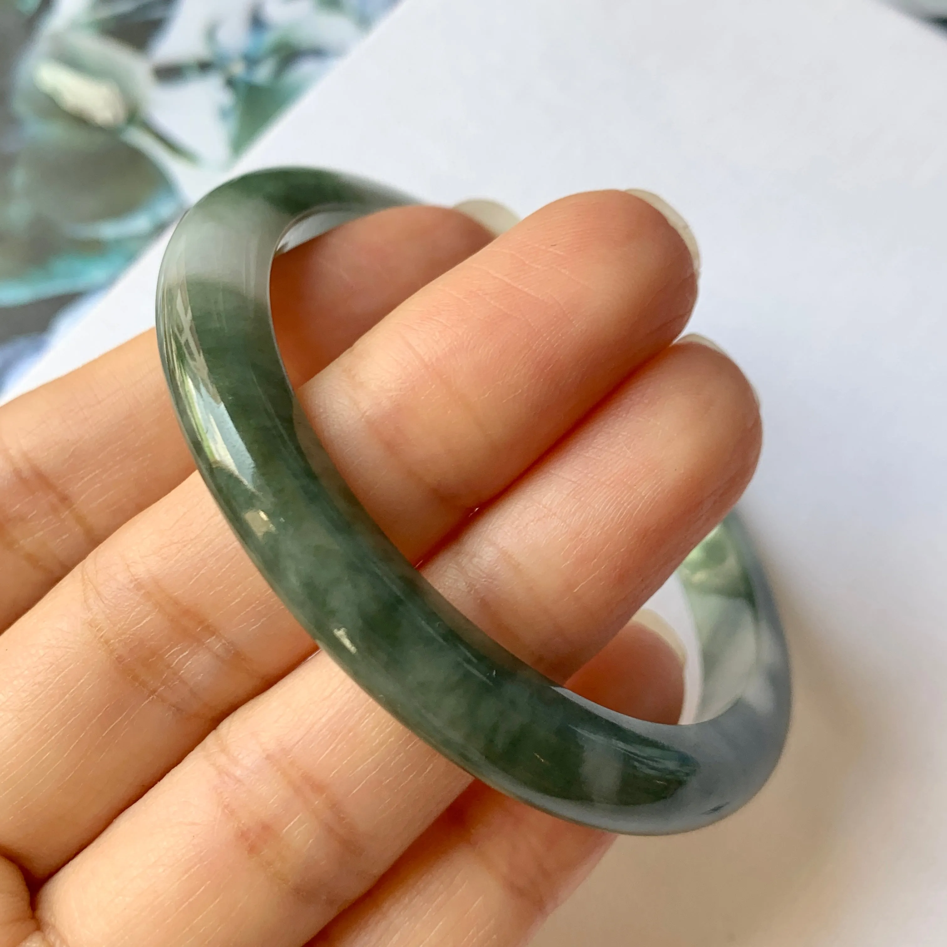 52.9mm A-Grade Natural Floral Bluish Green Jadeite Modern Round Bangle No.151935