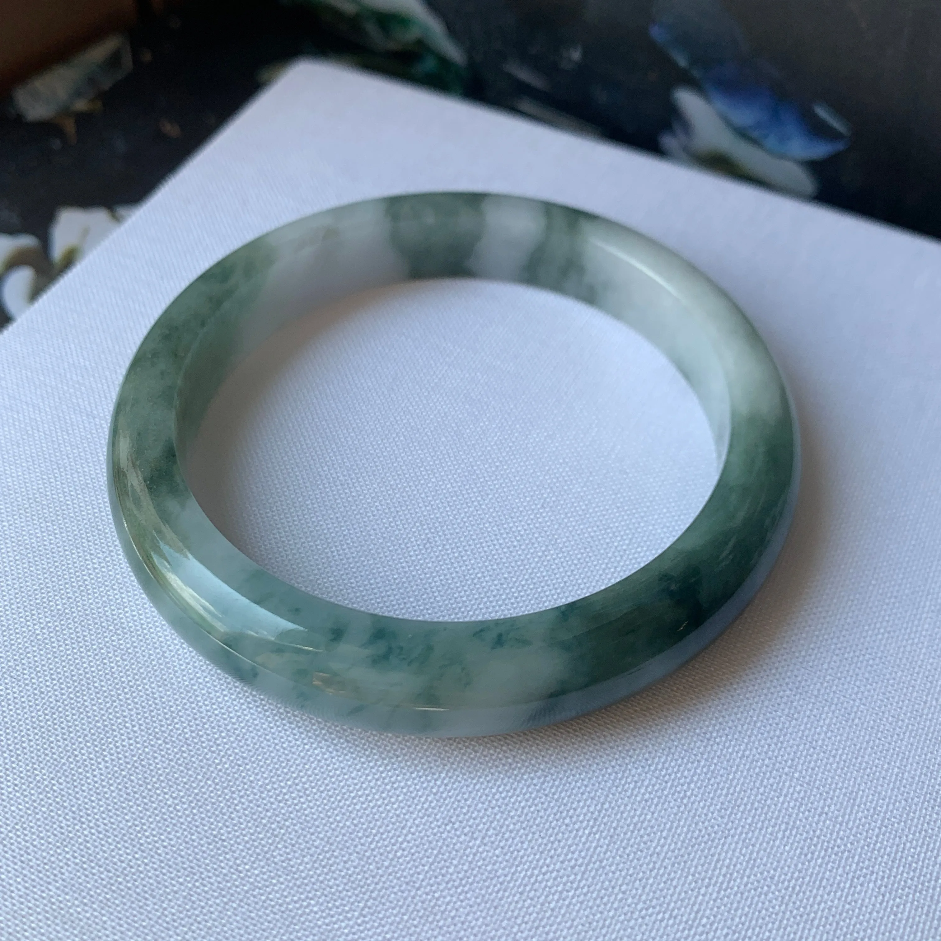 54.9mm A-Grade Natural Floral Bluish Green Jadeite Modern Round Bangle No.151937