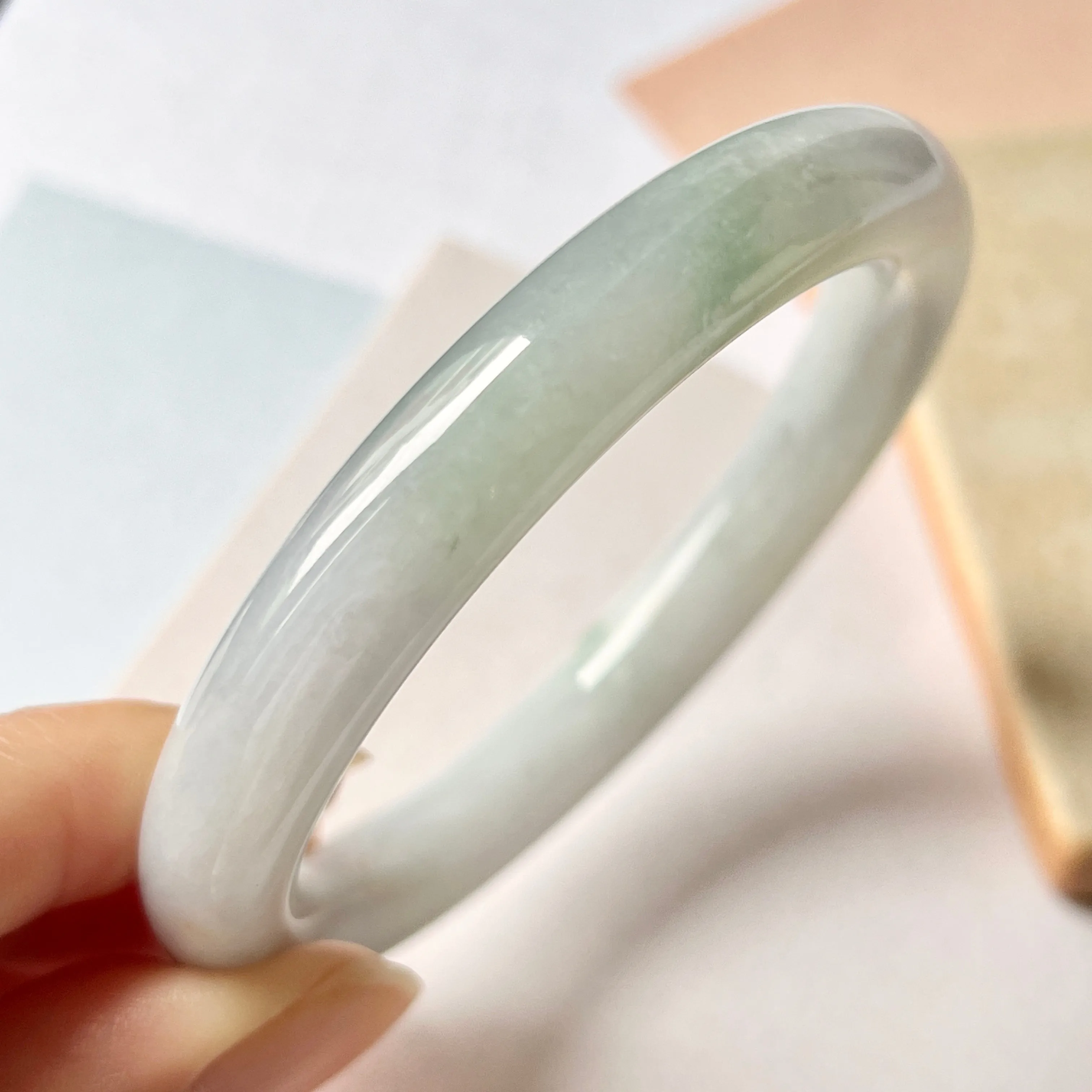 55.1mm A-Grade Natural Lavender Green Jadeite Traditional Round Bangle No.151986