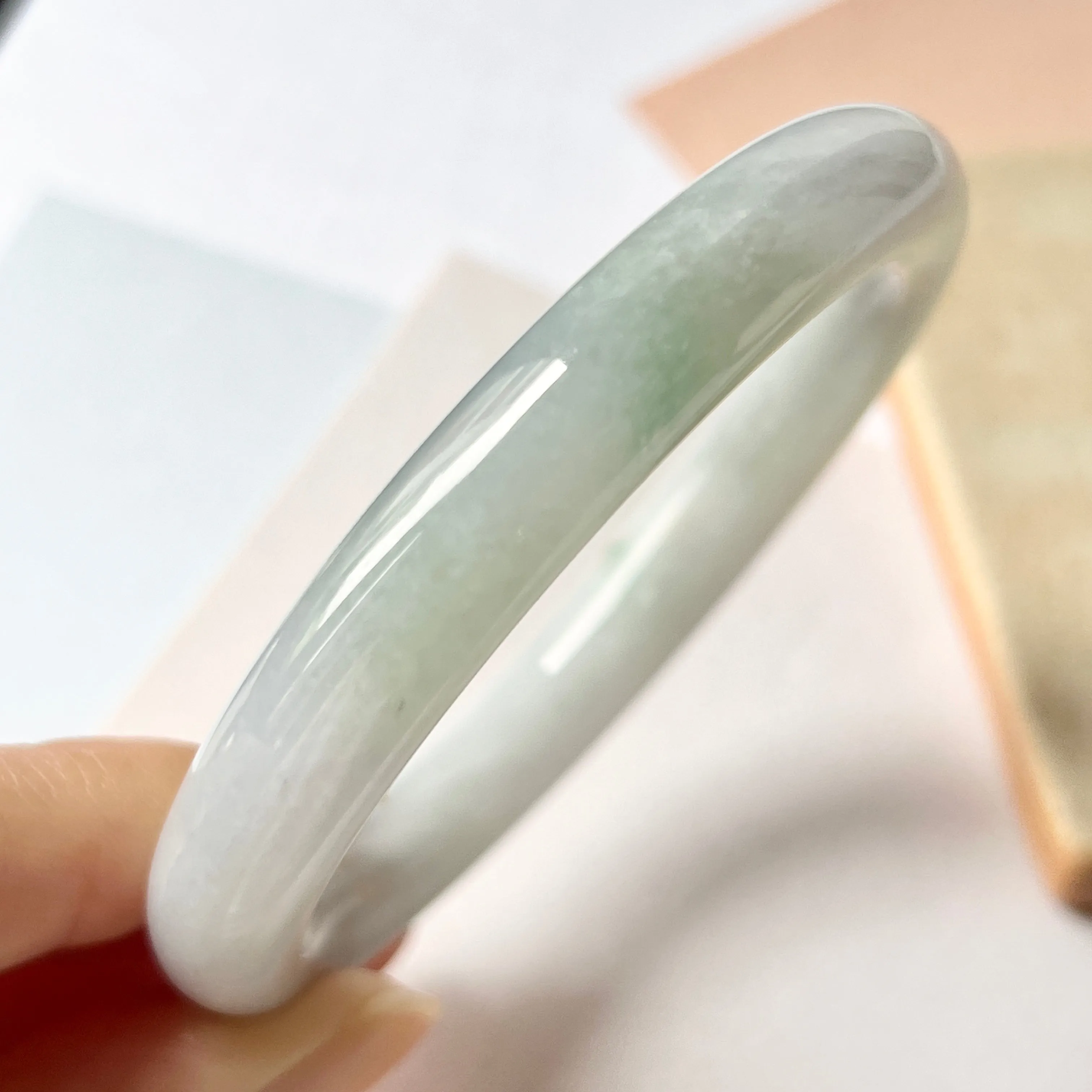 55.1mm A-Grade Natural Lavender Green Jadeite Traditional Round Bangle No.151986