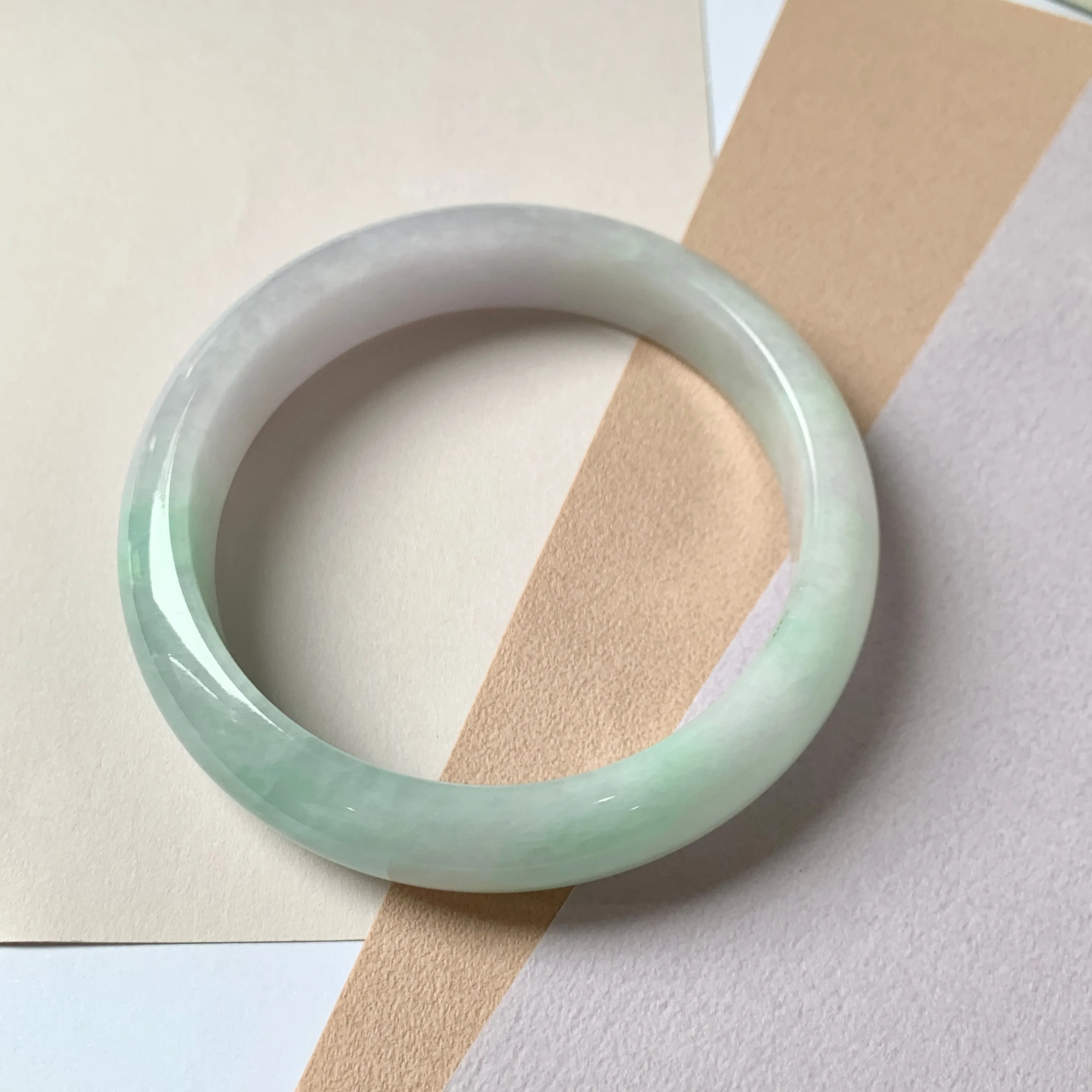 56.1mm A-Grade Natural Lavender Green Jadeite Modern Round Bangle No.151962