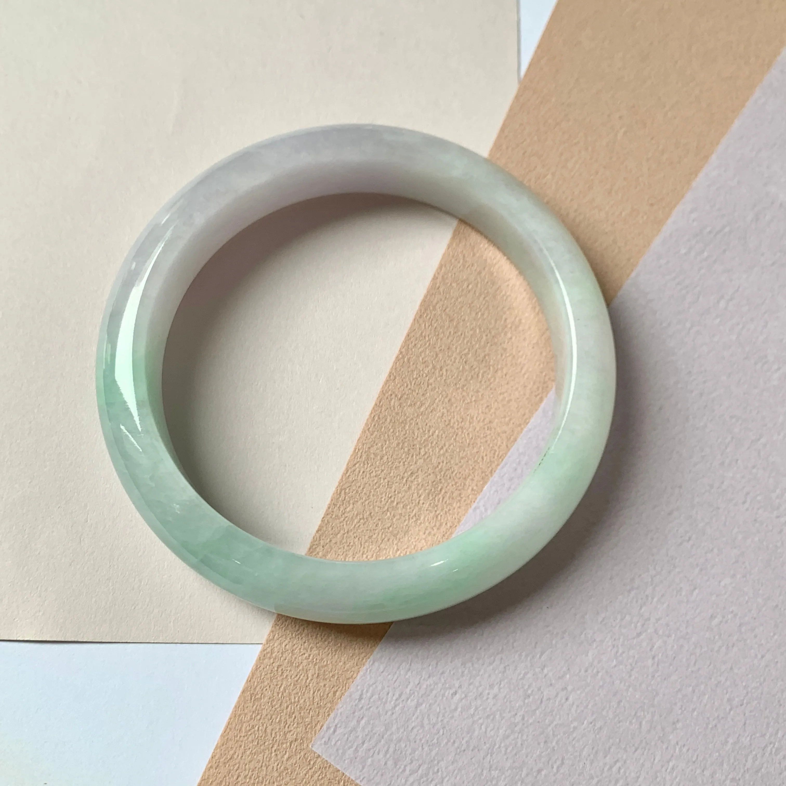 56.1mm A-Grade Natural Lavender Green Jadeite Modern Round Bangle No.151962