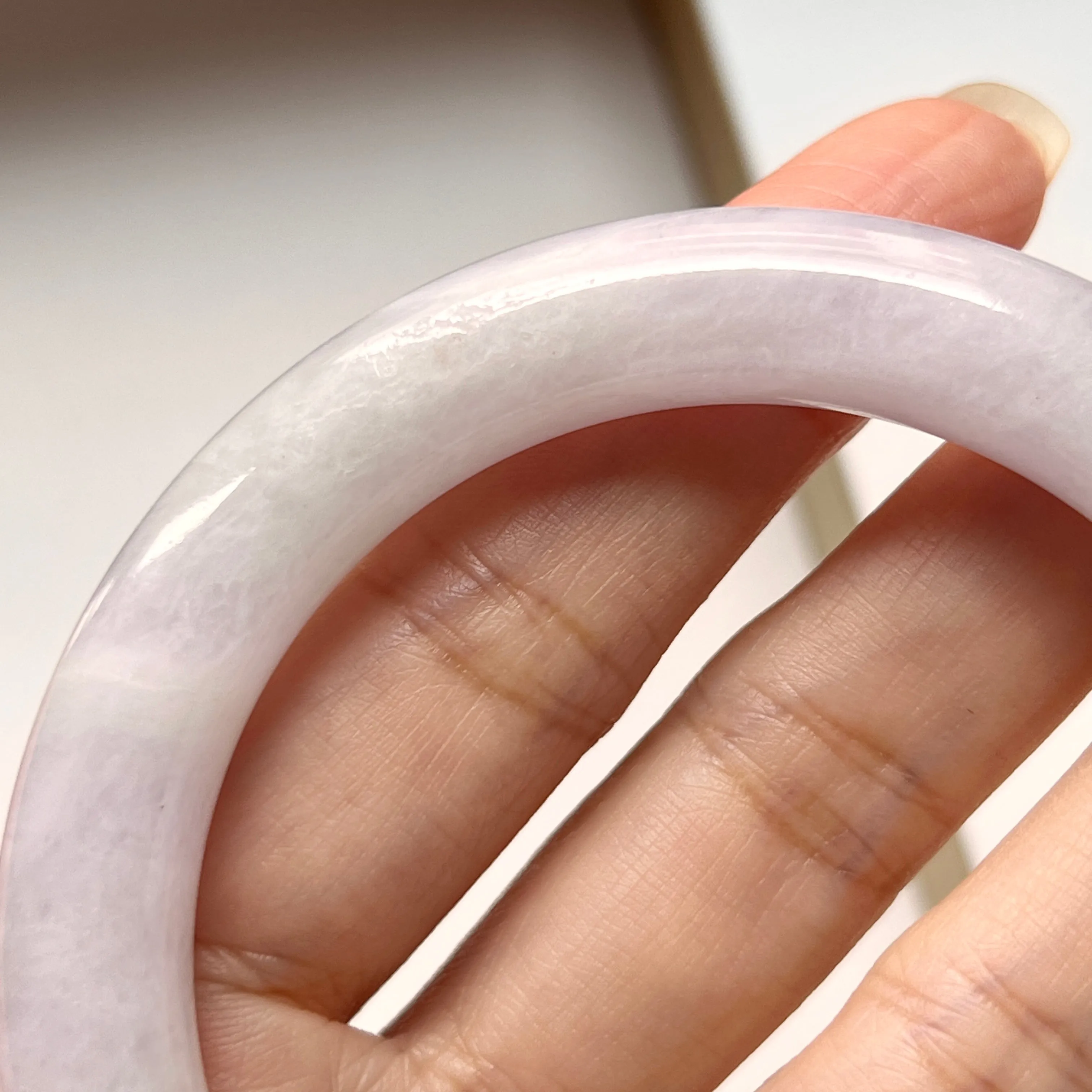 56.3mm A-Grade Natural Lavender Green Jadeite Traditional Round Bangle No.151998