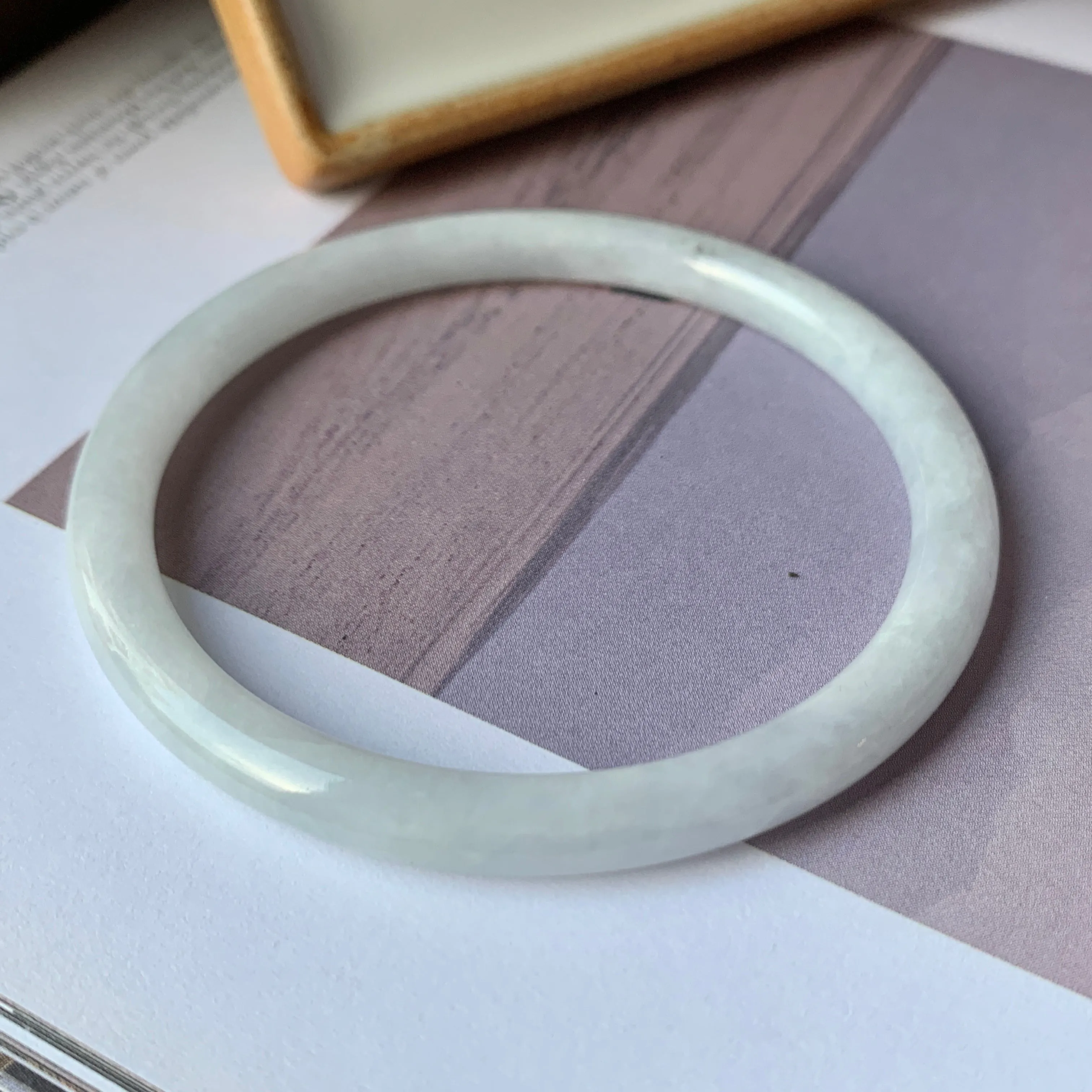 56.7mm A-Grade Natural Greyish White Jadeite Traditional Round Bangle No.151911