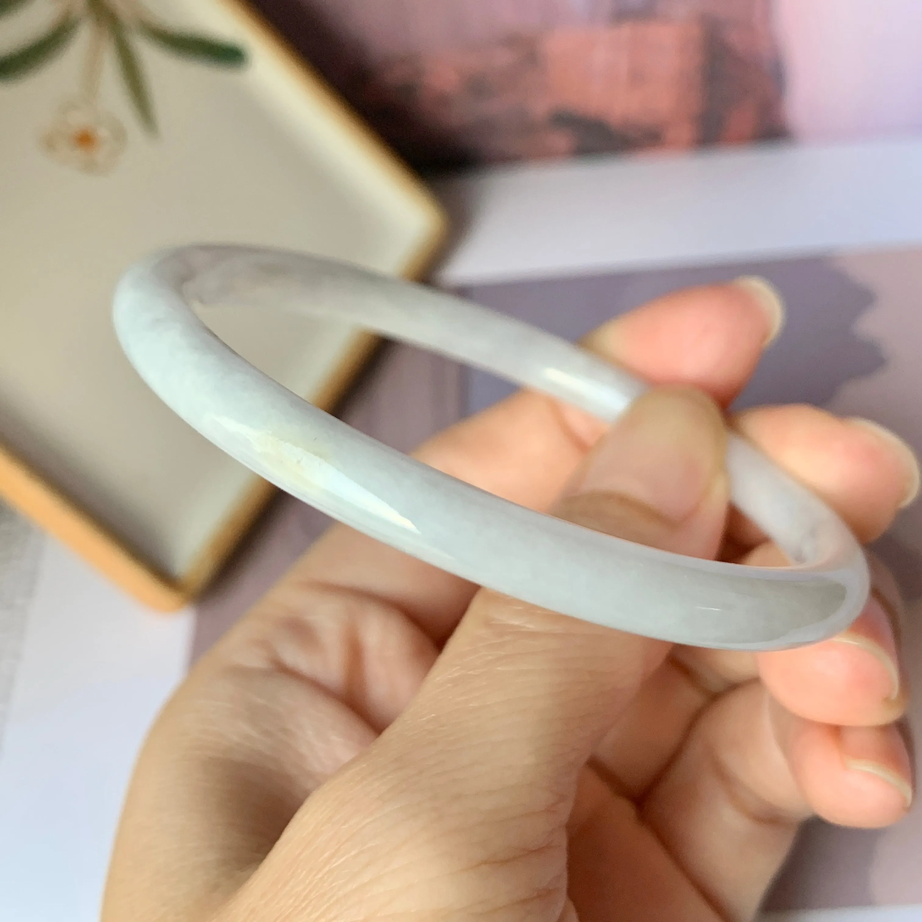 56.7mm A-Grade Natural Greyish White Jadeite Traditional Round Bangle No.151911