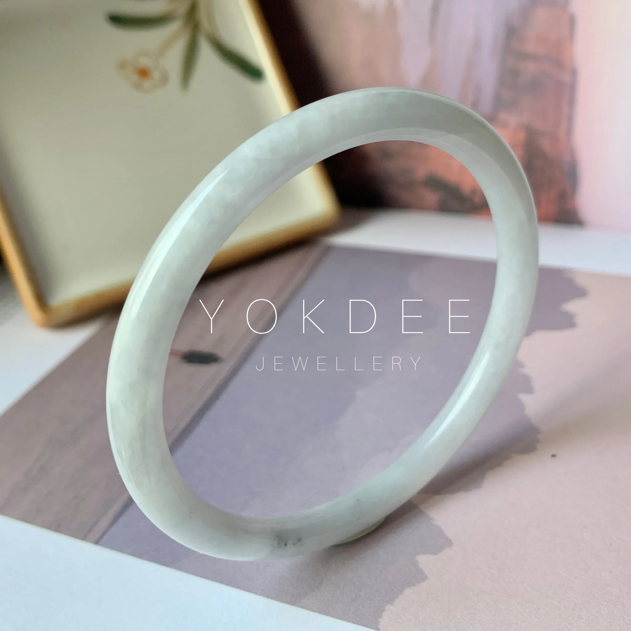 56.7mm A-Grade Natural Greyish White Jadeite Traditional Round Bangle No.151911