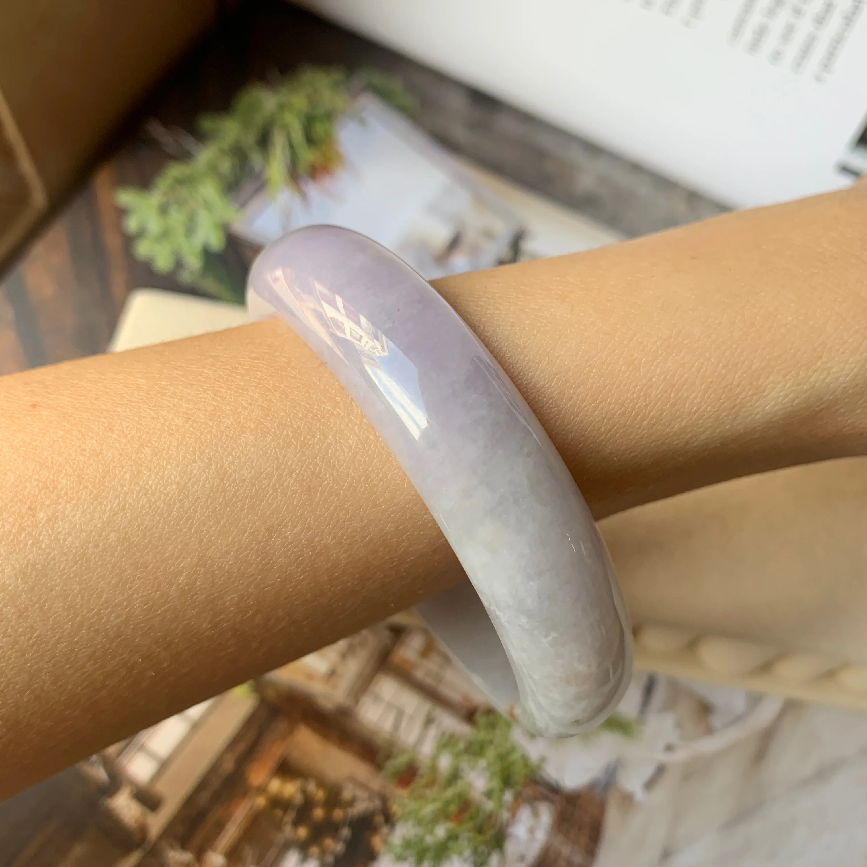 57.6mm A-Grade Natural Lavender Jadeite Modern Round Bangle No.151859