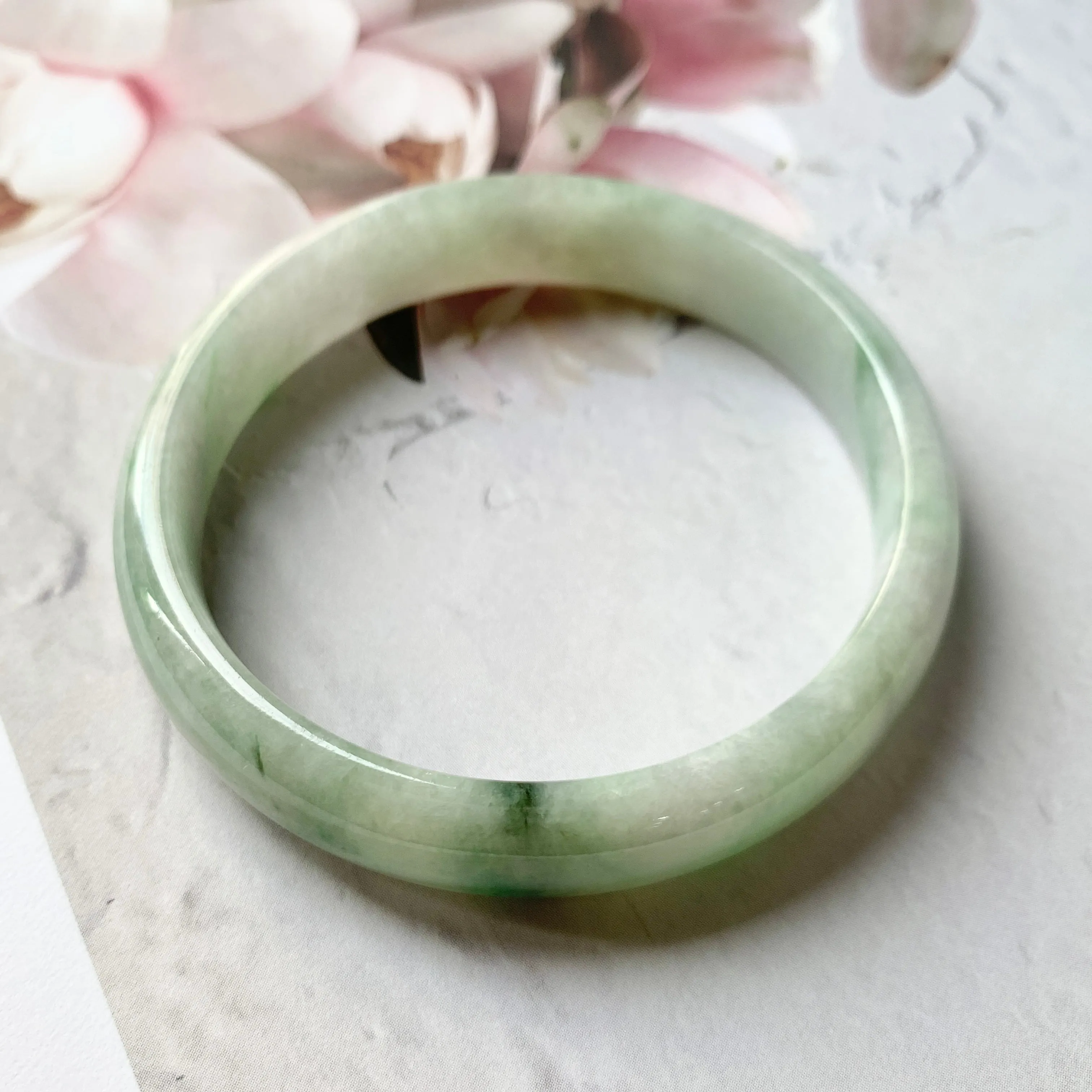 57.9mm A-Grade Natural Floral Jadeite Modern Round Bangle No.330033