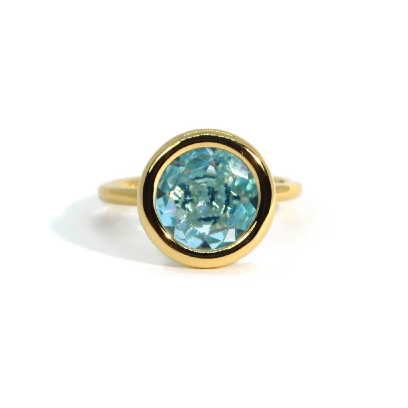 A & Furst - Gaia - Medium Stackable Ring with Round Blue Topaz, 18k Yellow Gold