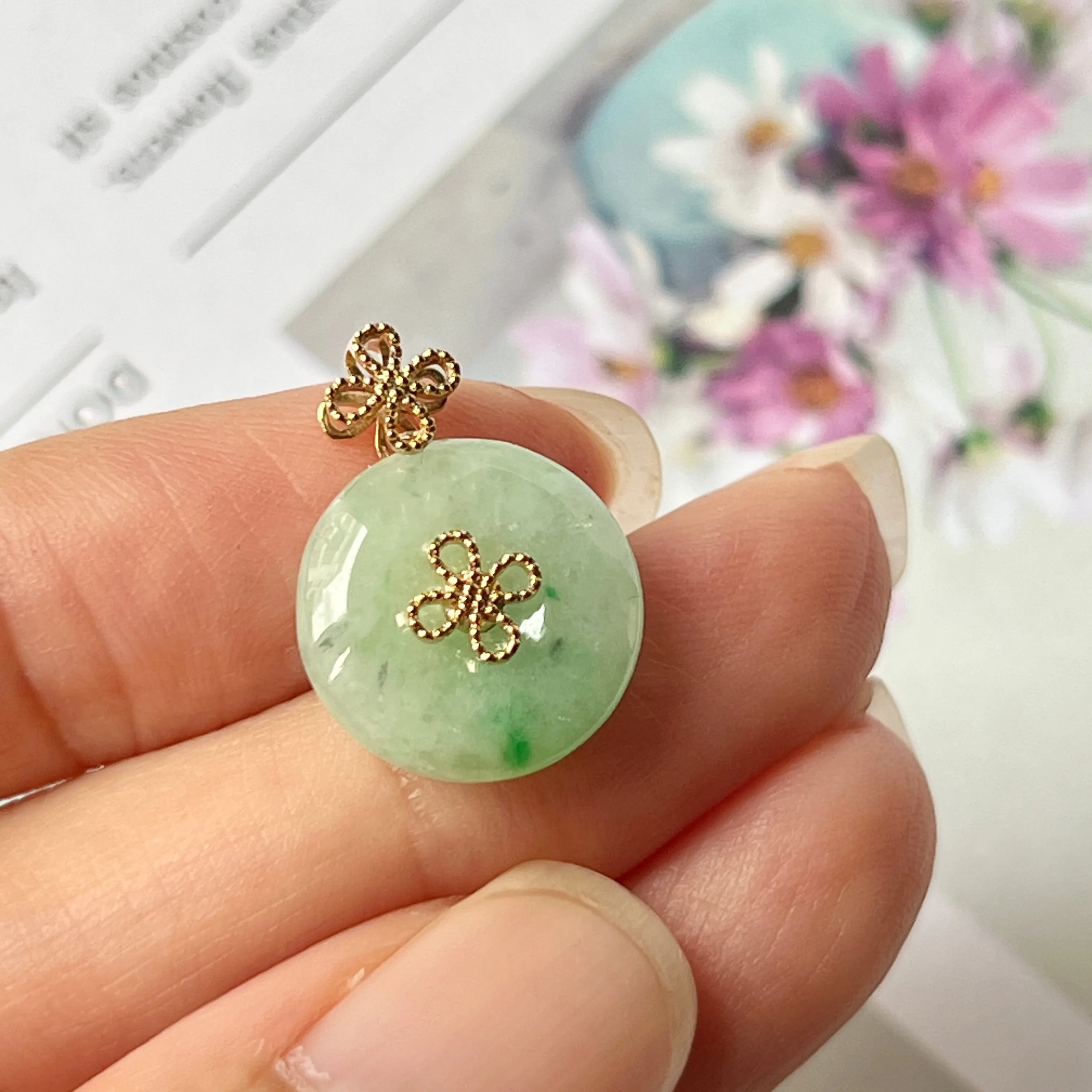 A-Grade Jadeite M.Petals Lilac Flower Donut Pendant No.172086