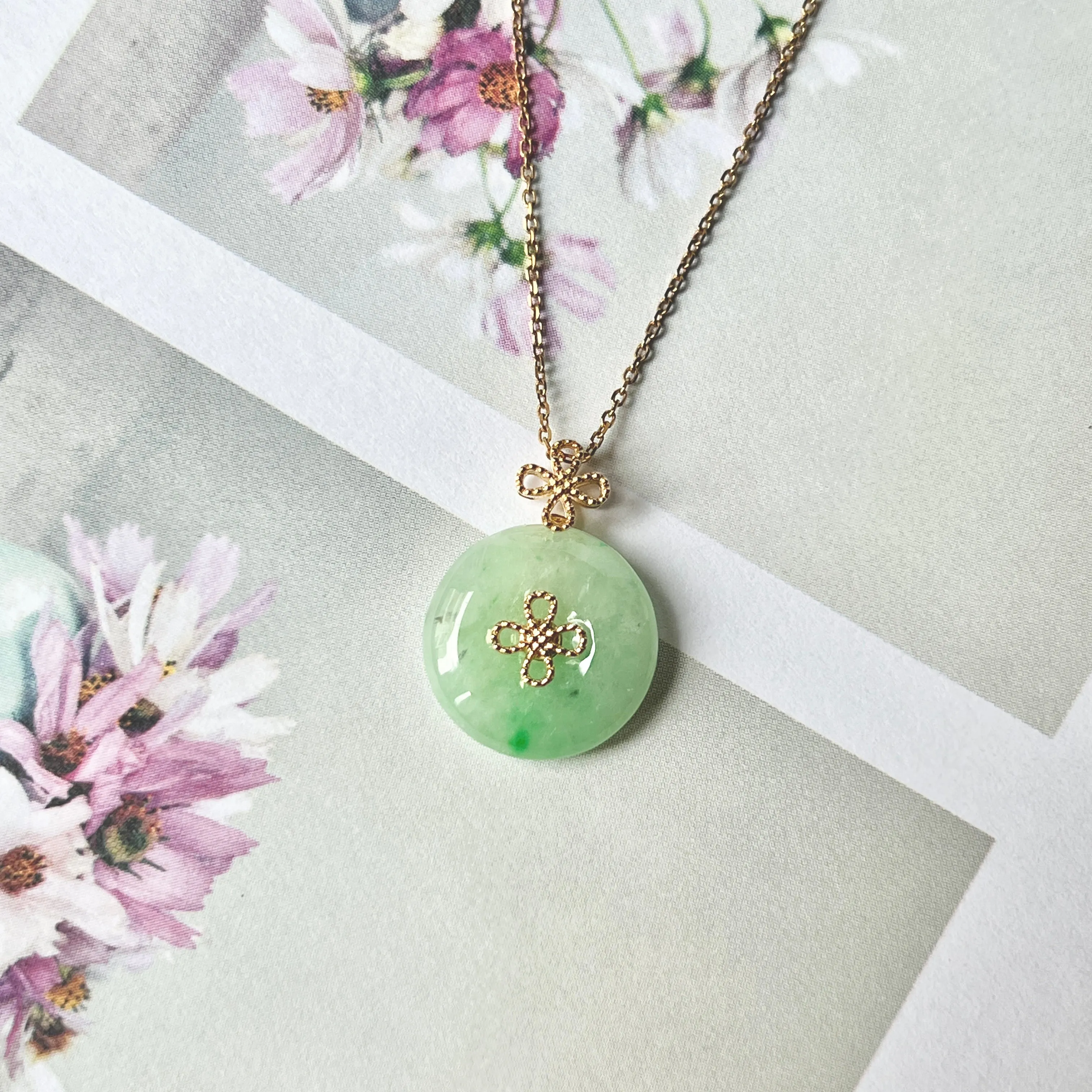 A-Grade Jadeite M.Petals Lilac Flower Donut Pendant No.172086