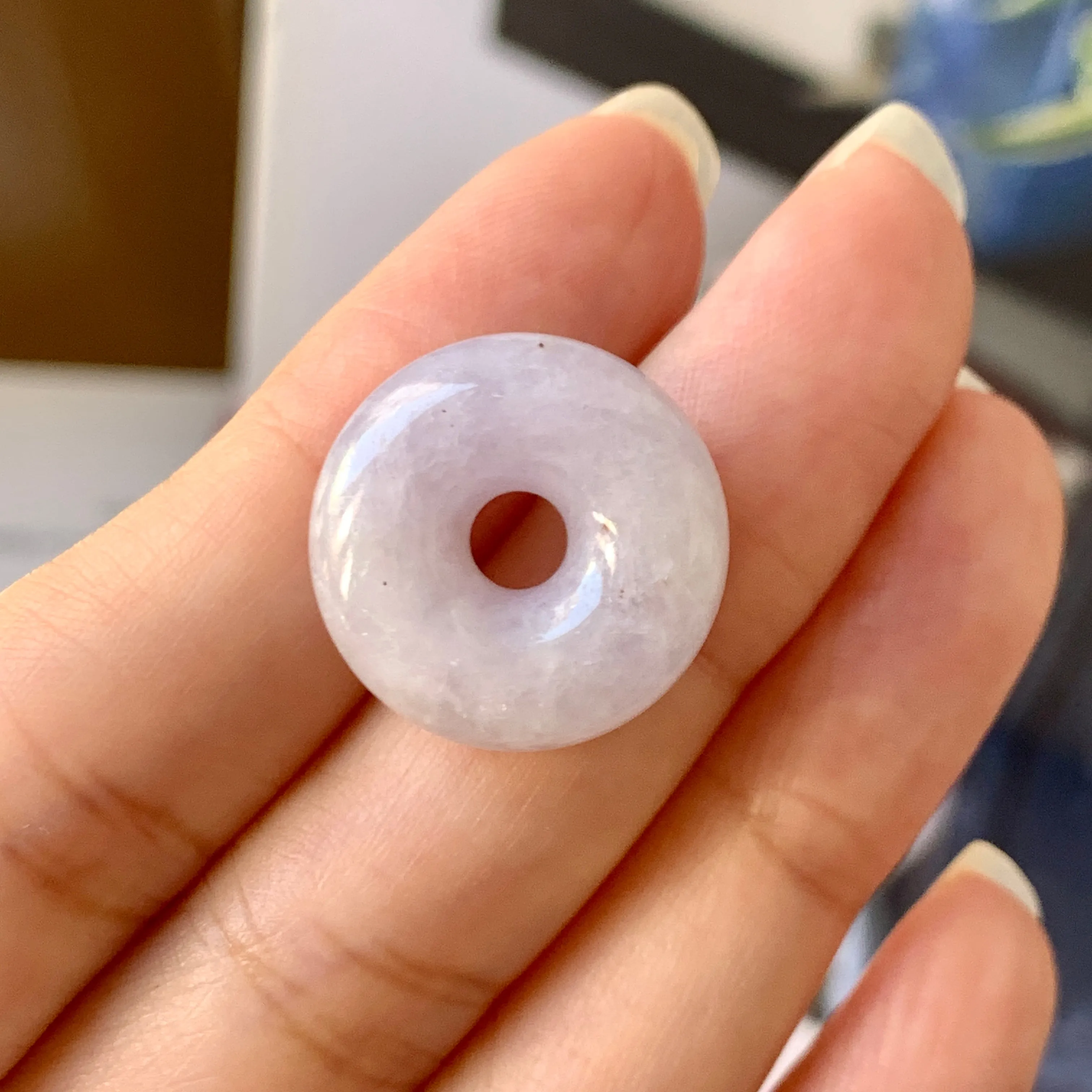 A-Grade Lavender Jadeite Bagel Piece No.172033