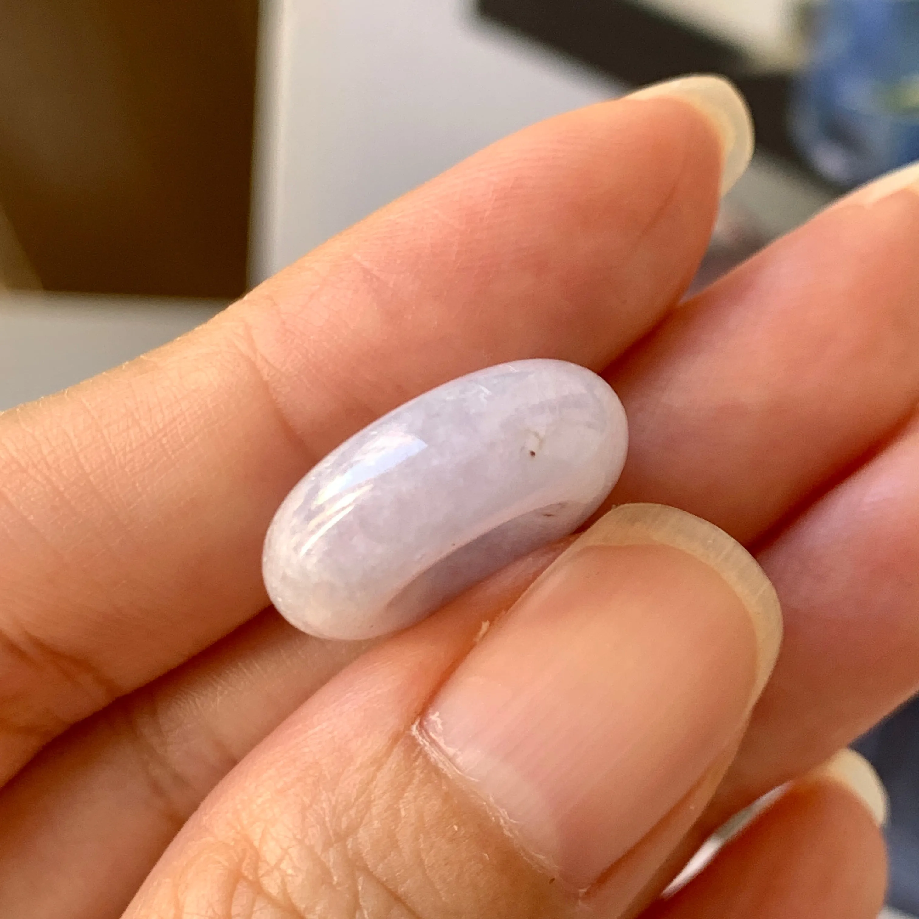 A-Grade Lavender Jadeite Bagel Piece No.172033