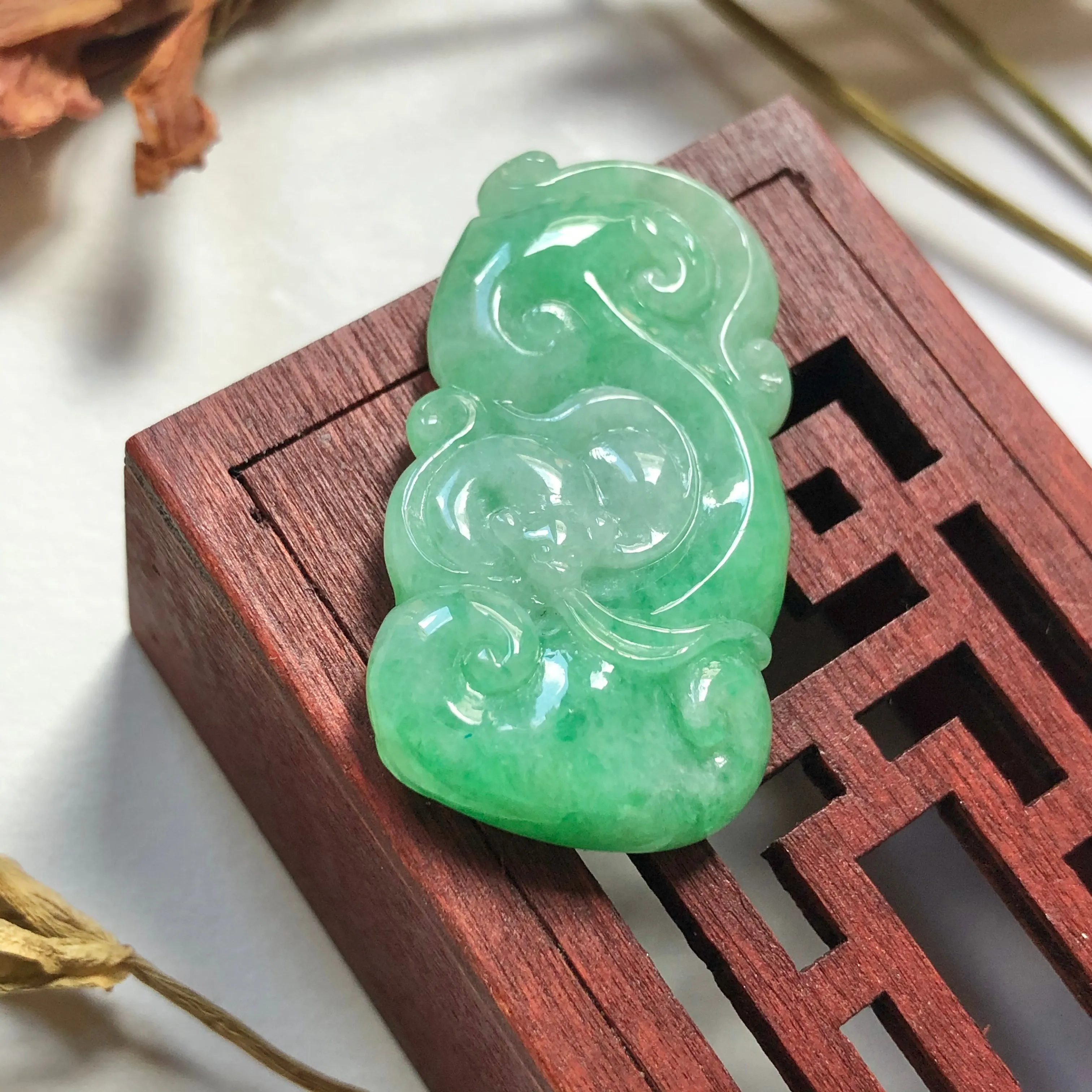 A-Grade Natural Green Jadeite Carving Of Bat & Ruyi Pendant No.220137