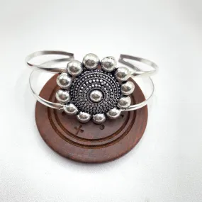 Chic Big Floral Oxidized Silver Kada Bangle