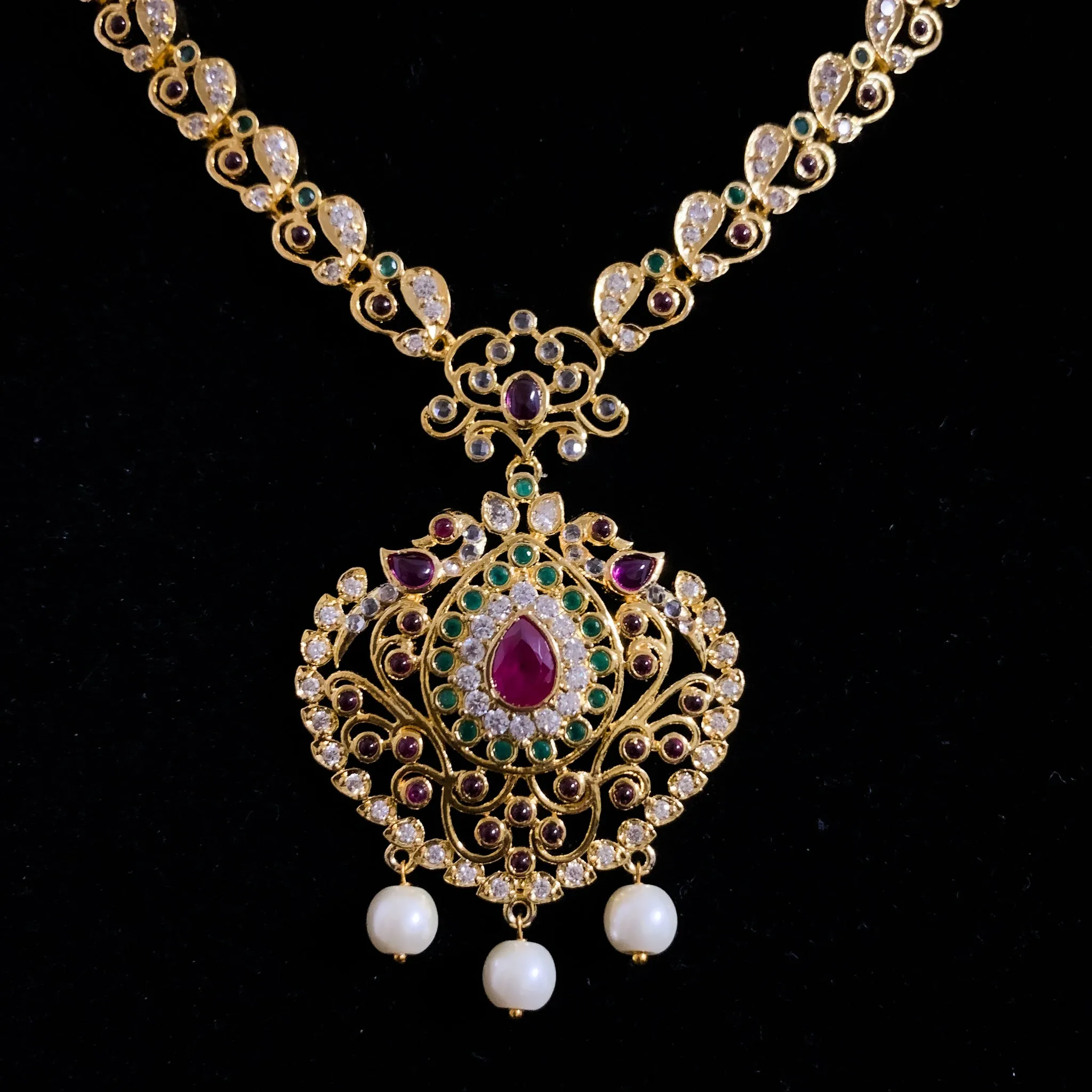 Elegant Zircon (CZ) Stone Necklace Set with uncut diamond stone work and Kempu stones