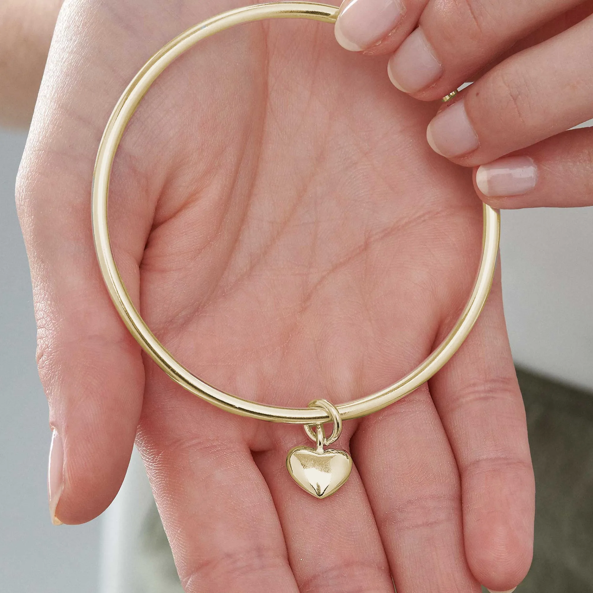 Forever Heart Recyled Solid Gold Heart Bangle