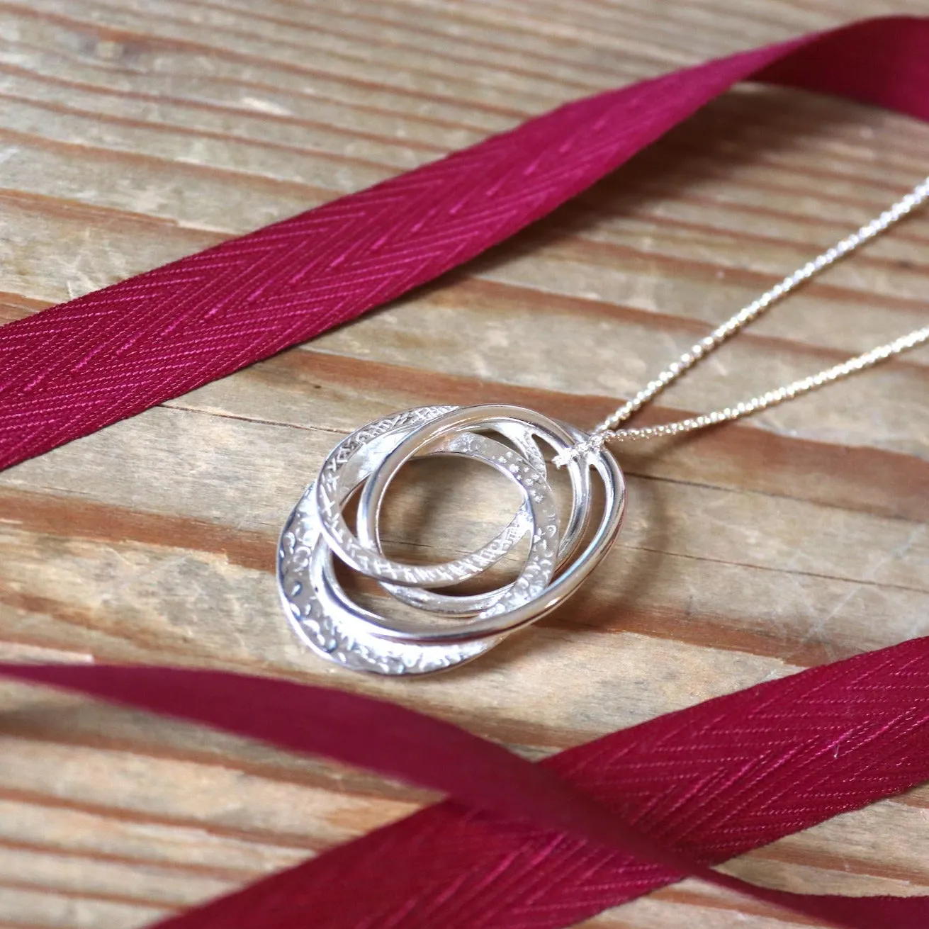 Heavy Oval Swirl Pendant