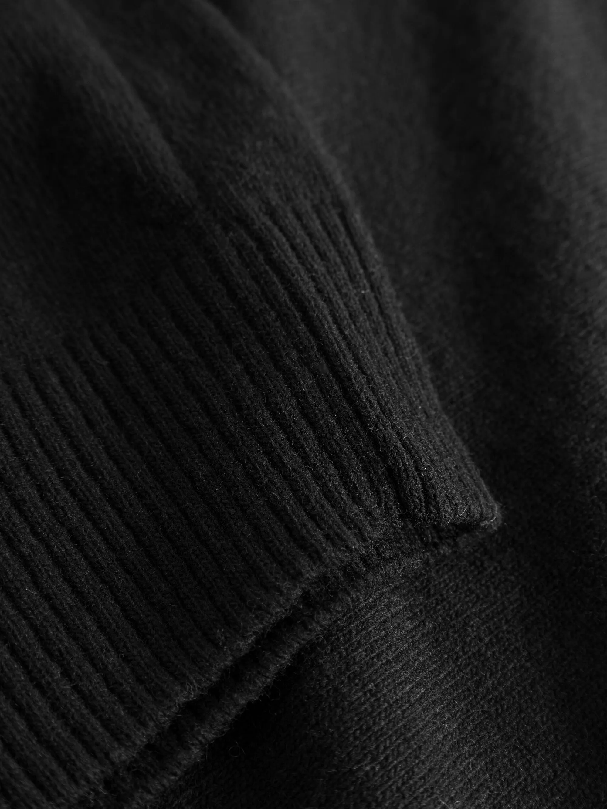 Lambswool crew neck - Black Jet