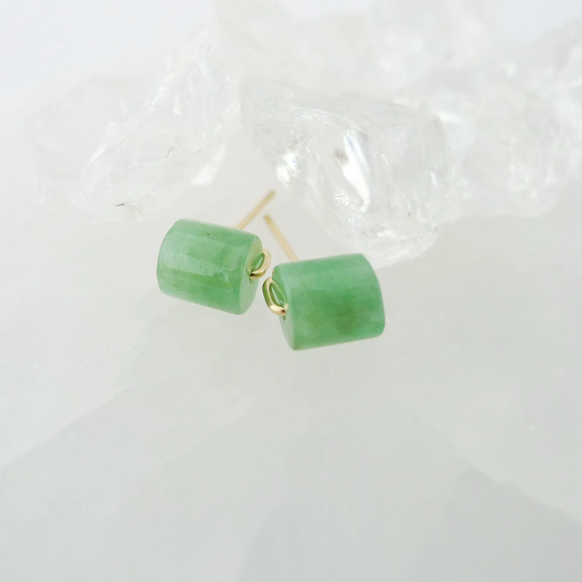 Lana Earstuds (6mm - 6.5mm) / Green Barrel Jade