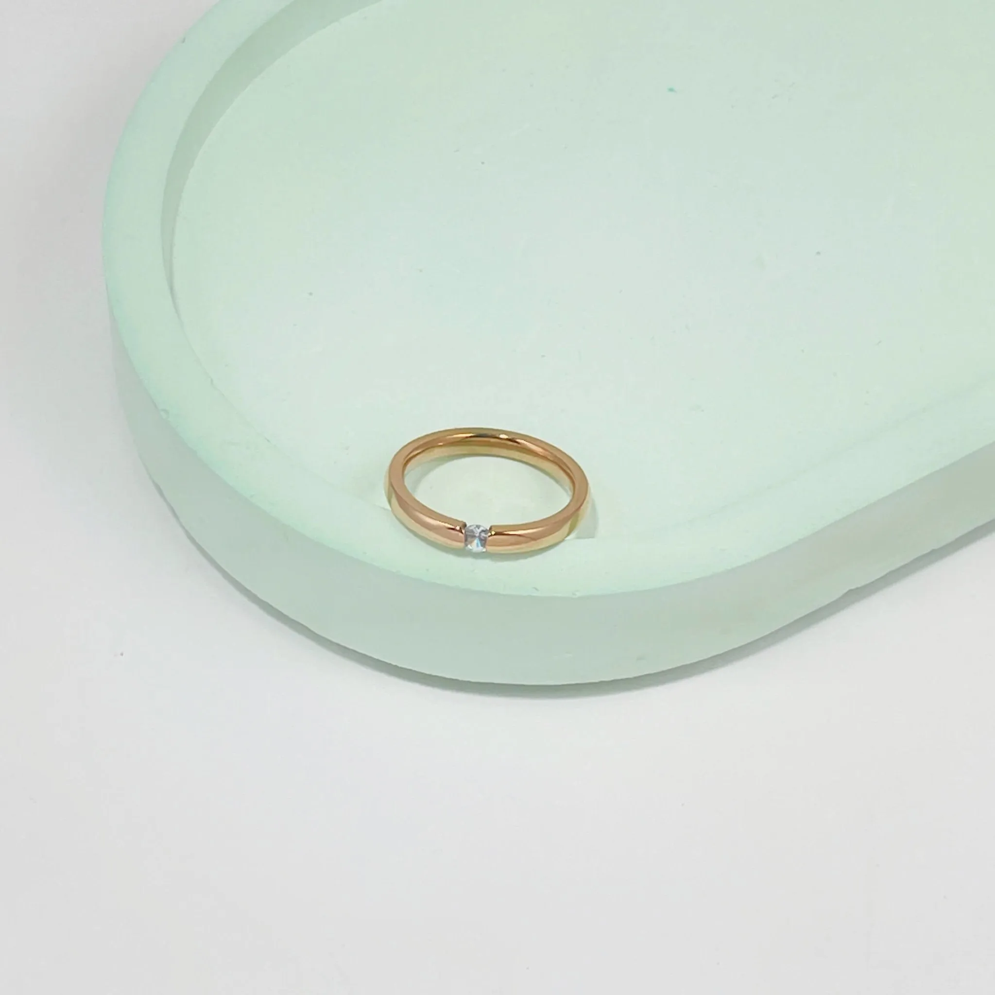 Minimal Zirconia Band Ring Rose Gold