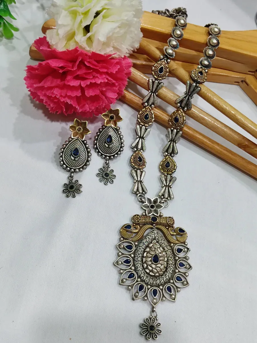 Paisley Jali Motif Dual Tone Oxidized Plated Brass Necklace With Earrings