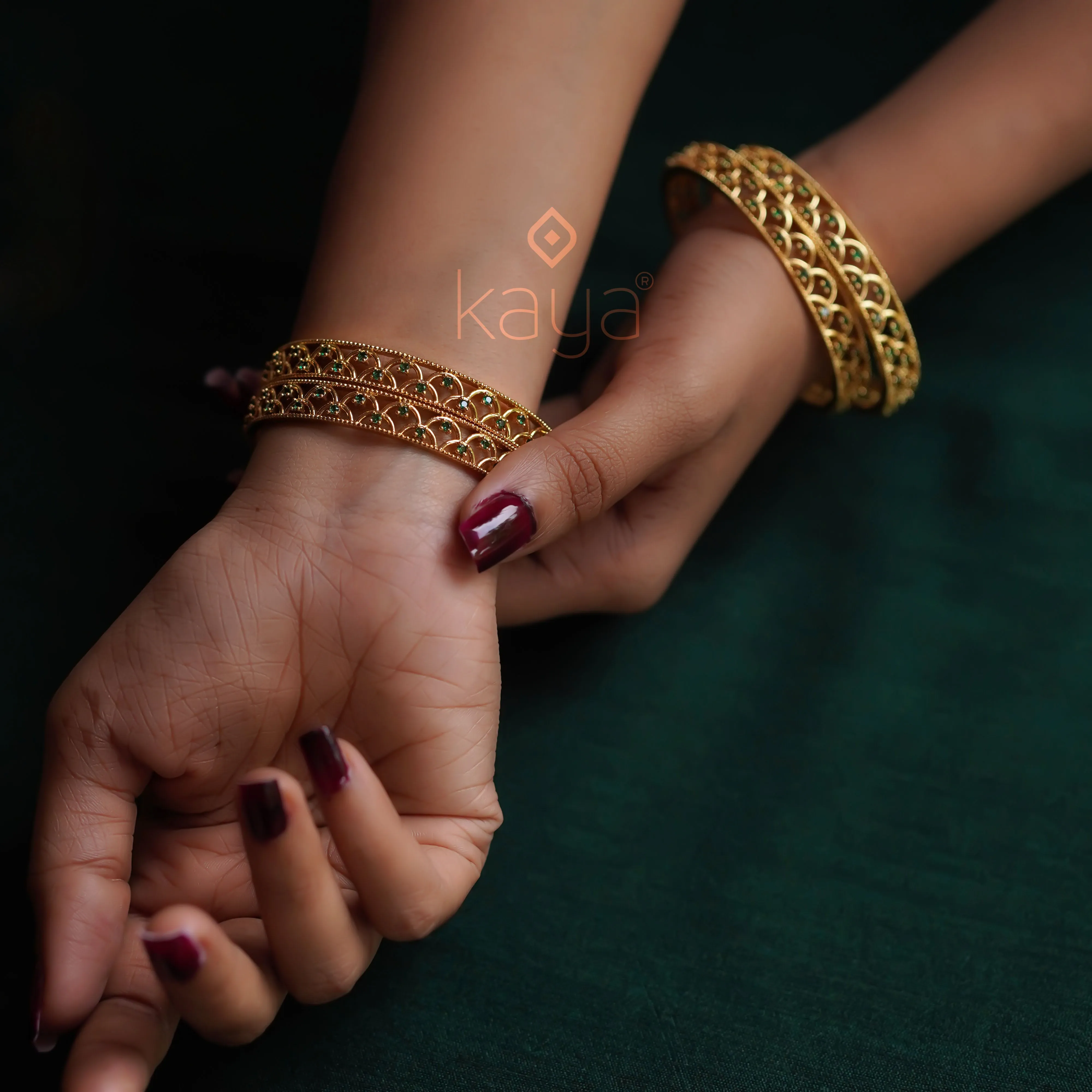 SG100983 - Gold Plated stone bangle (pair)