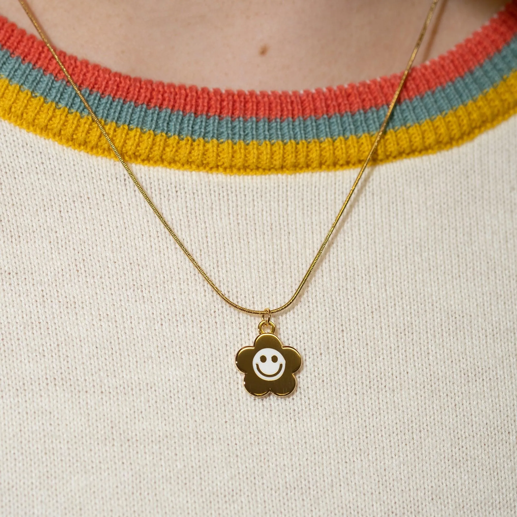 Smiley Daisy Charm Necklace